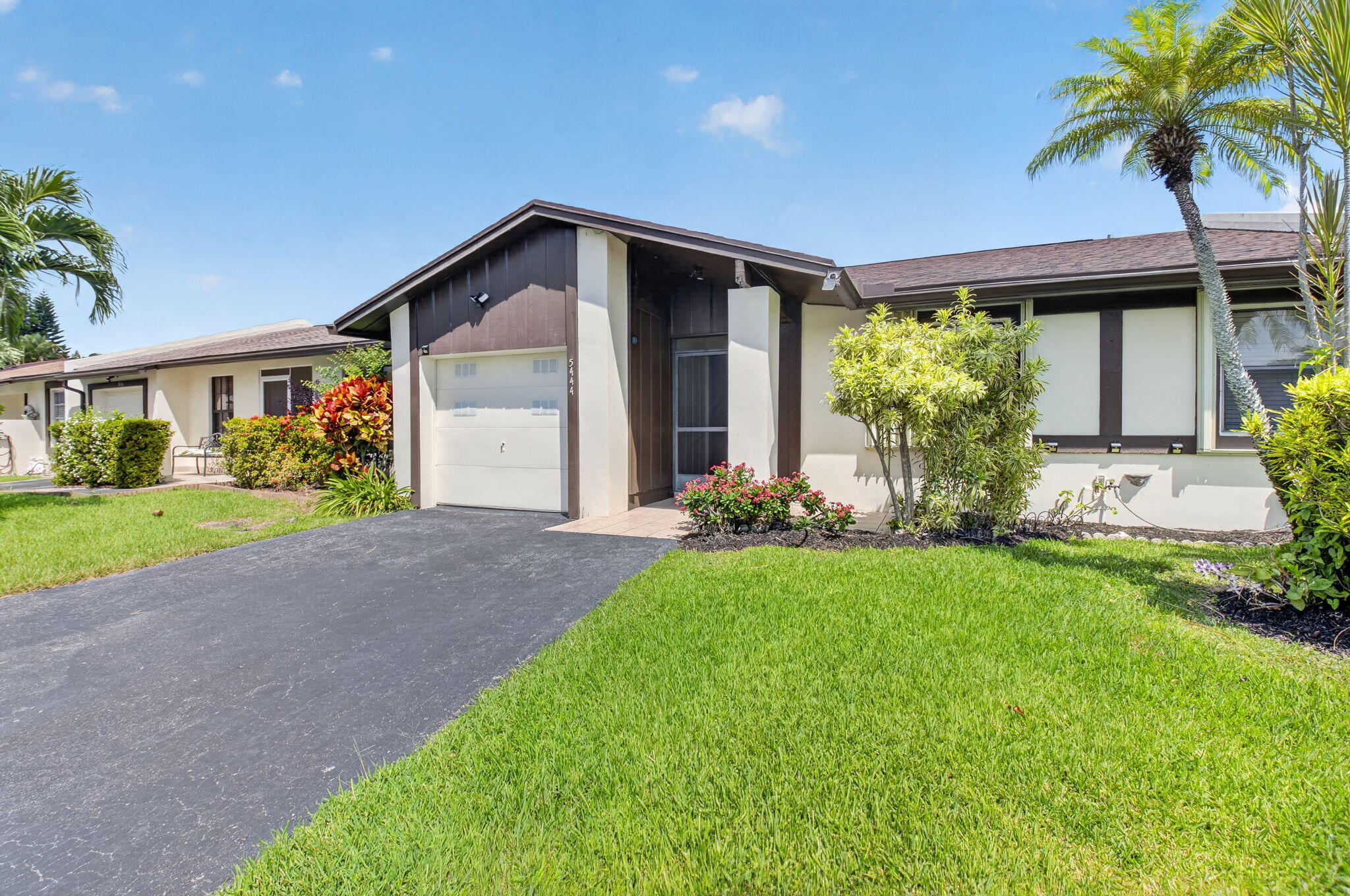 KINGS POINT 4 - Residential
