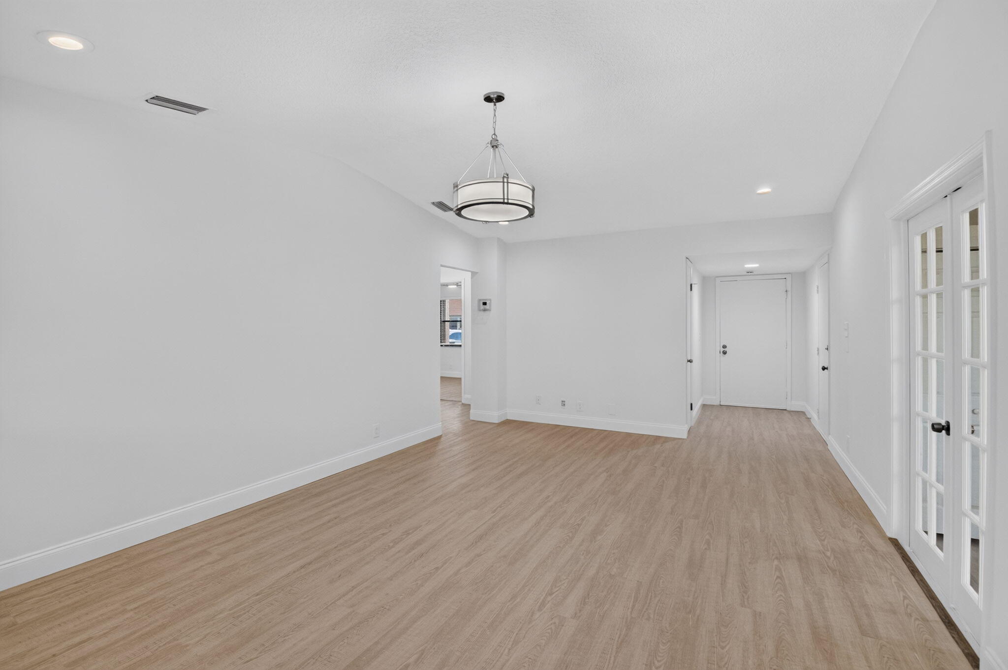 KINGS POINT 4 - Residential