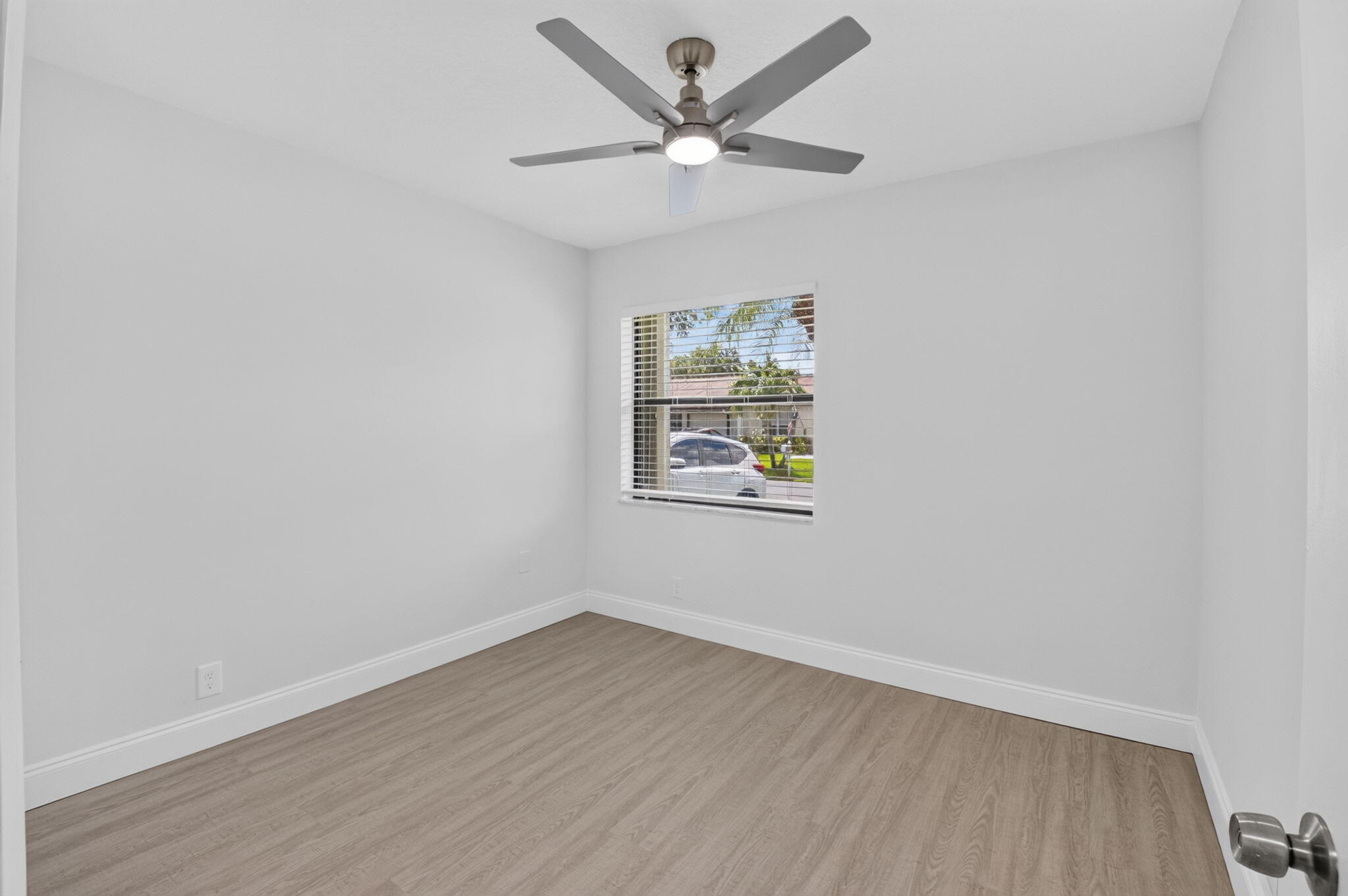 KINGS POINT 4 - Residential