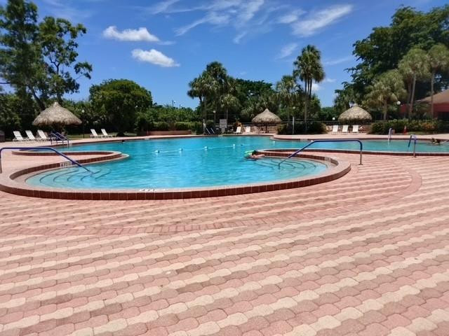 Holiday Springs - Residential