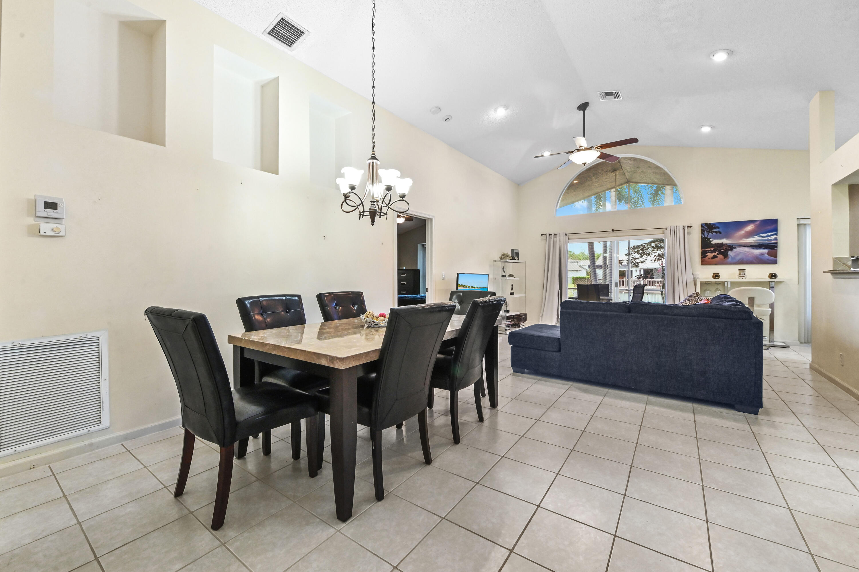 RIVER BRIDGE - Residential Lease