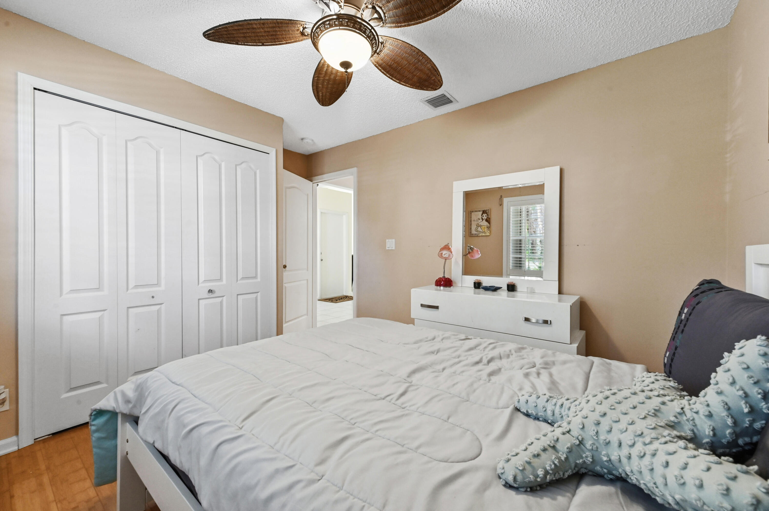 RIVER BRIDGE - Residential Lease