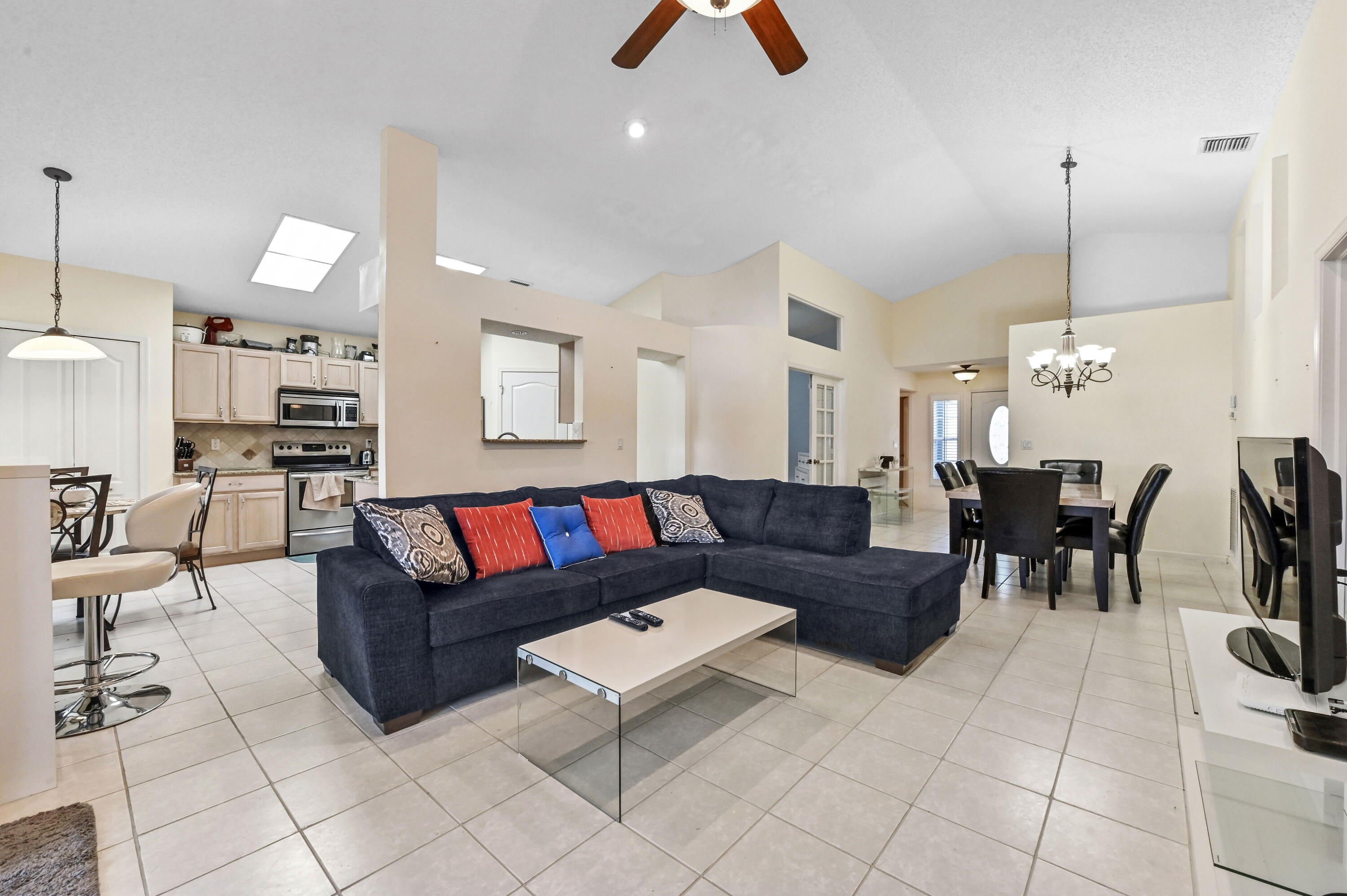 RIVER BRIDGE - Residential Lease