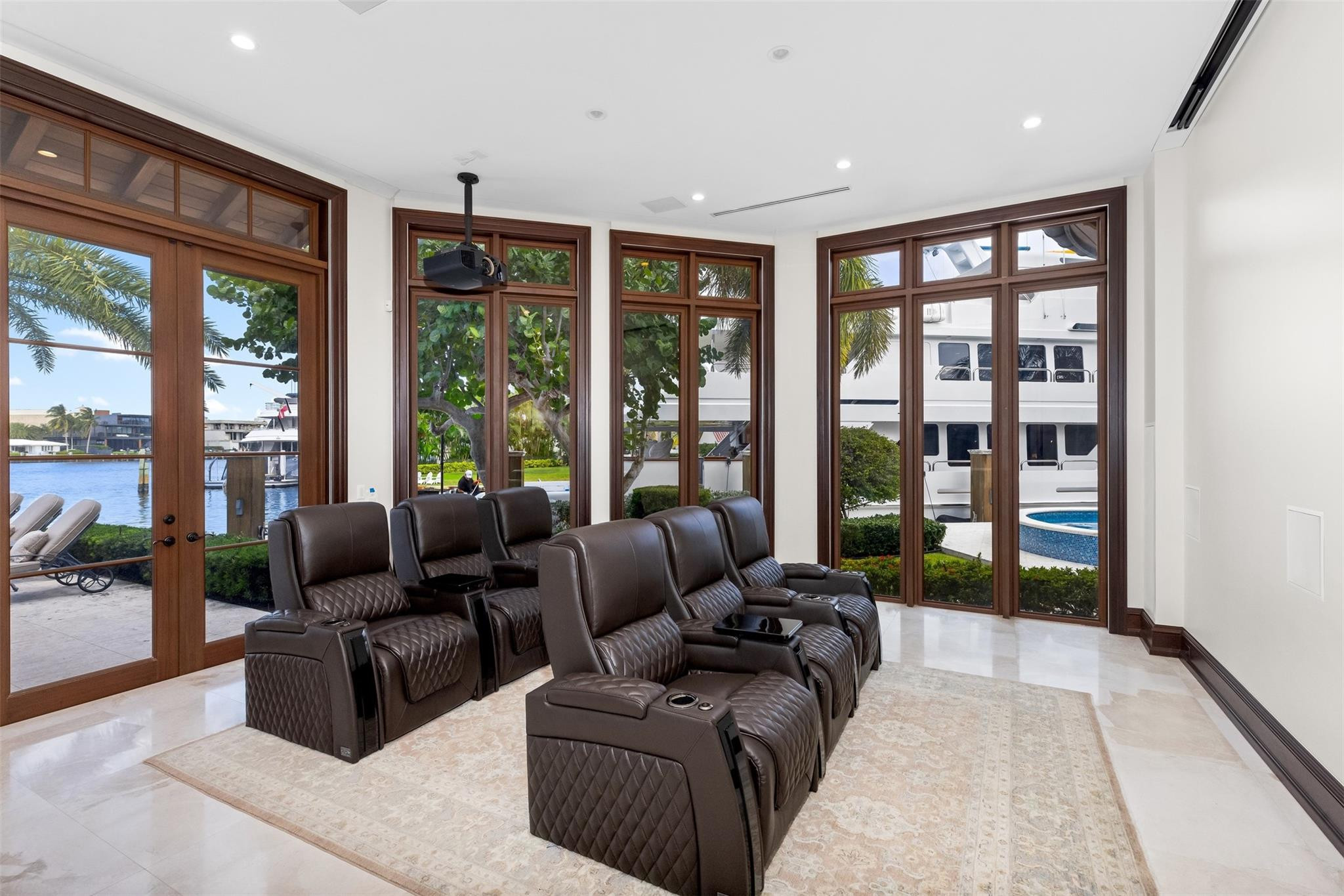 SUNRISE KEY - Residential