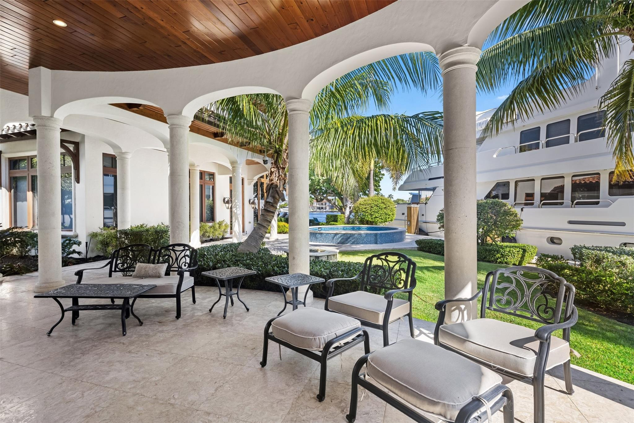 SUNRISE KEY - Residential