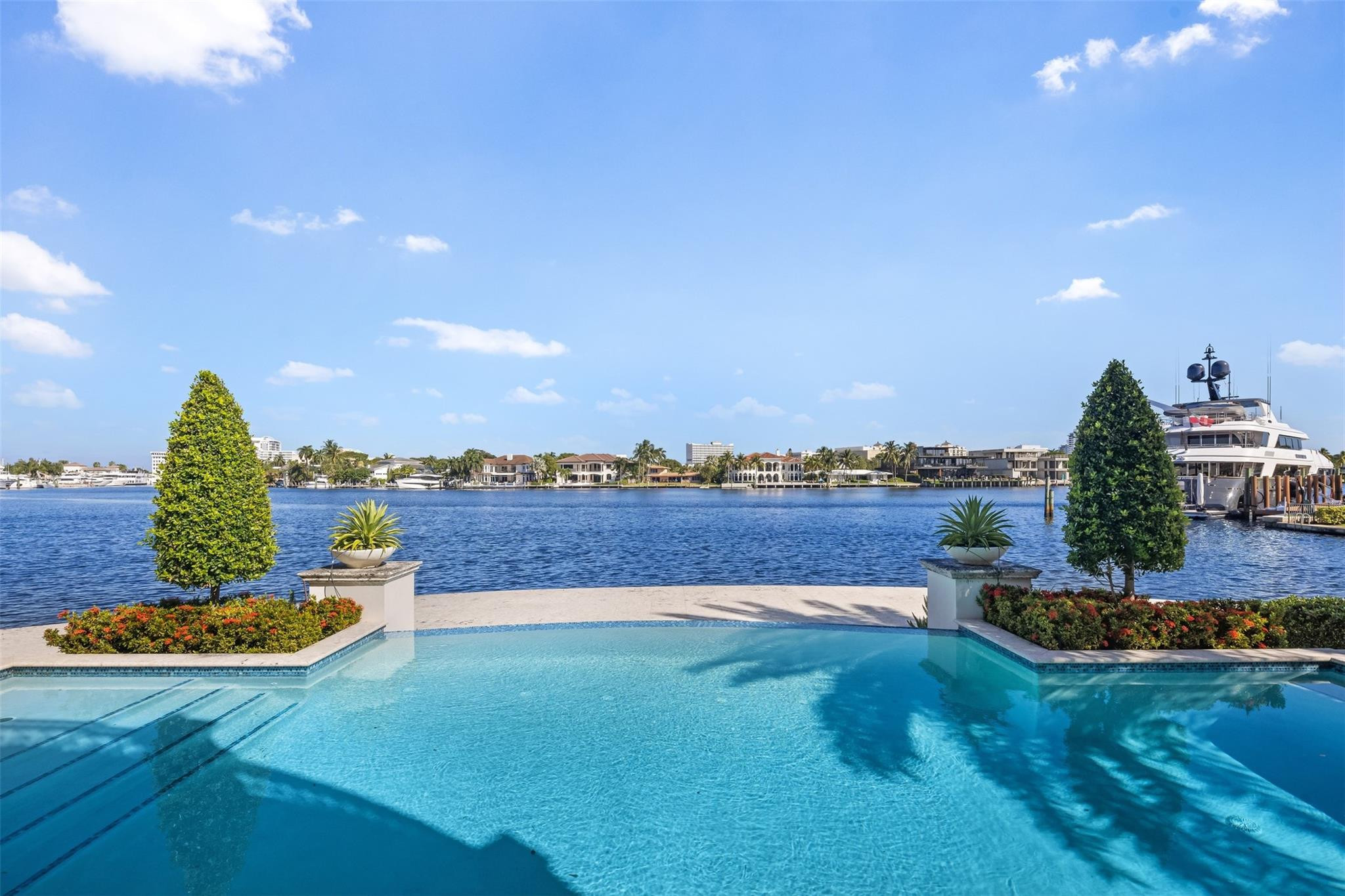 SUNRISE KEY - Residential