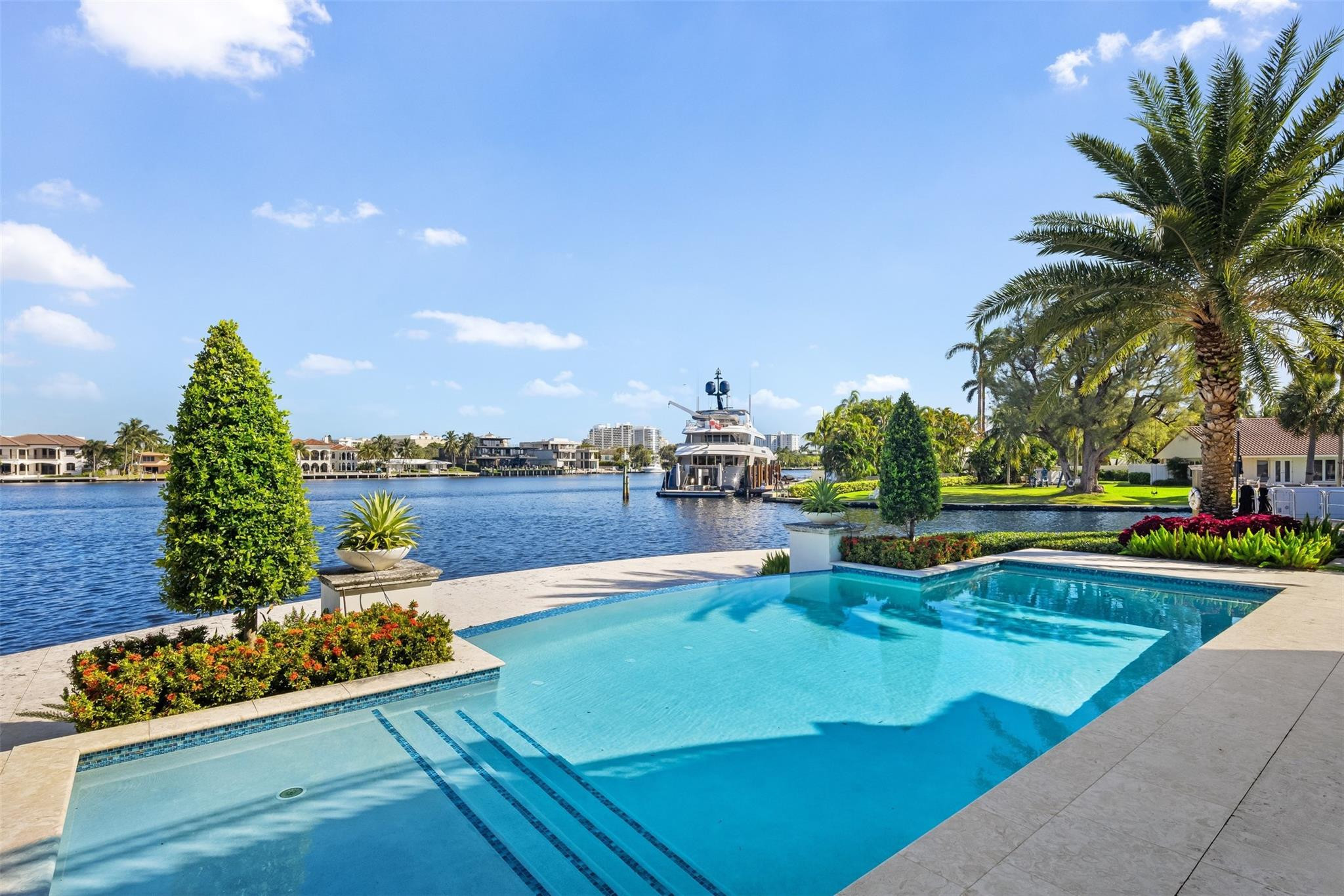 SUNRISE KEY - Residential