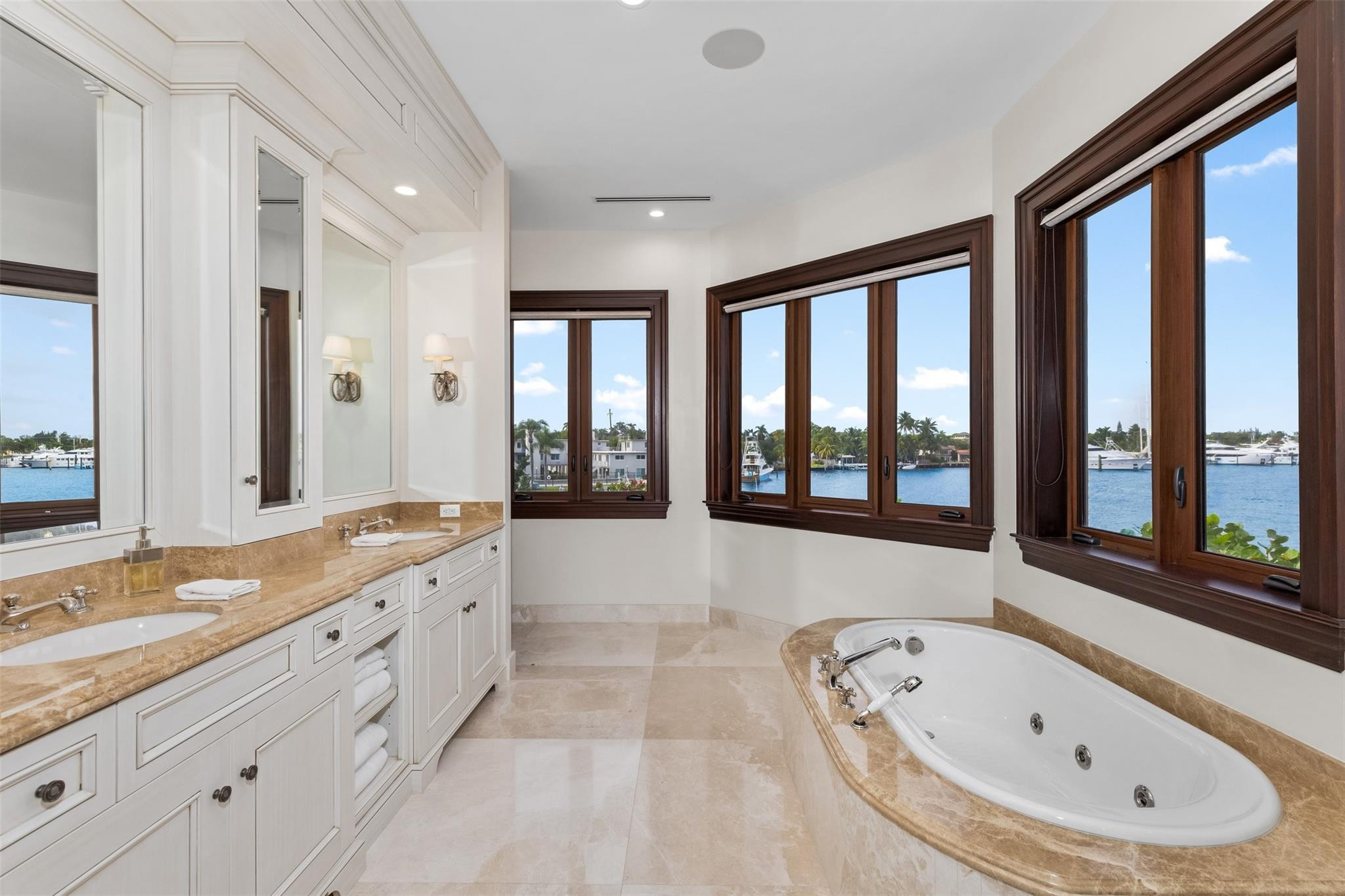 SUNRISE KEY - Residential