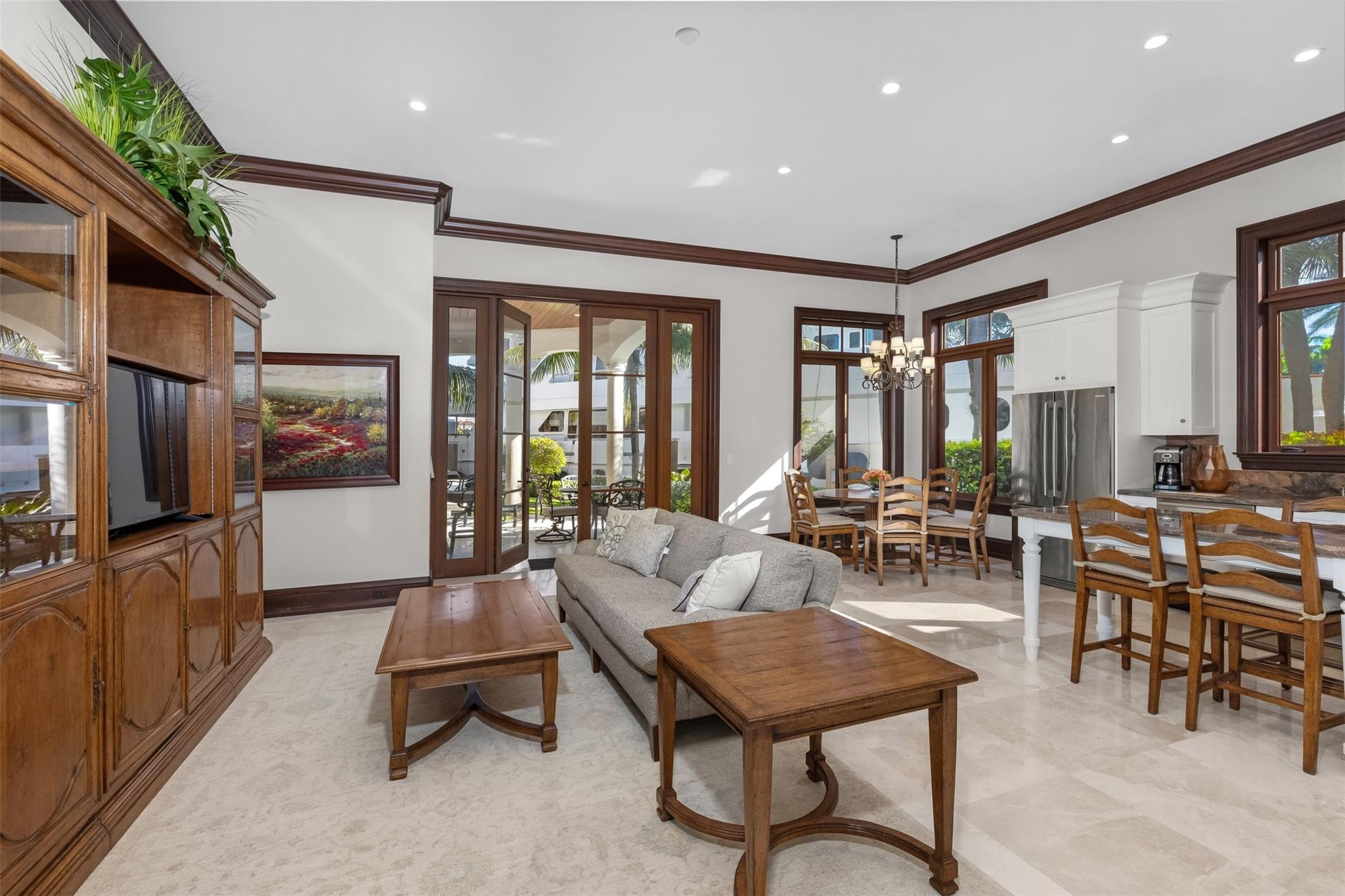 SUNRISE KEY - Residential
