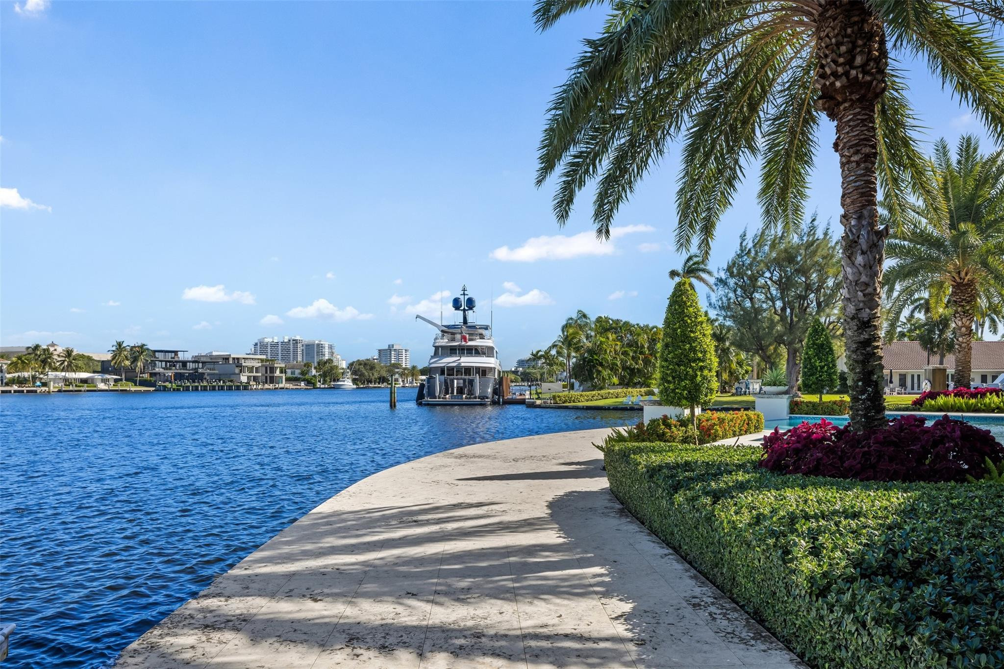 SUNRISE KEY - Residential
