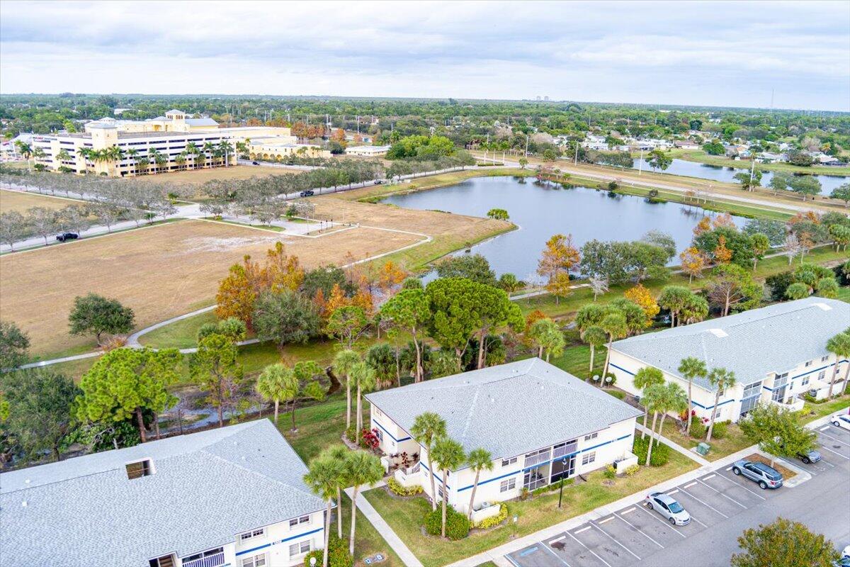 MIDPORT PLACE I, A CONDOMINIUM - Residential