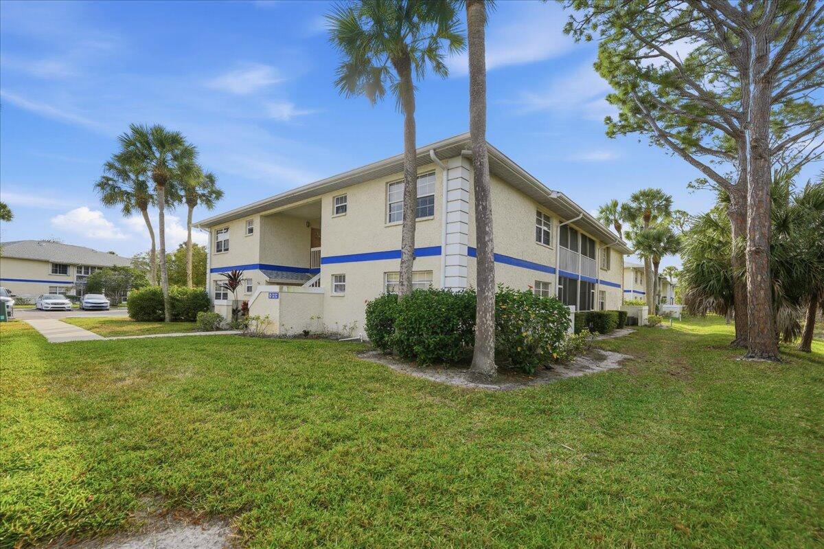 MIDPORT PLACE I, A CONDOMINIUM - Residential