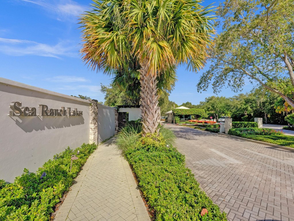 SEA RANCH LAKES - Residential
