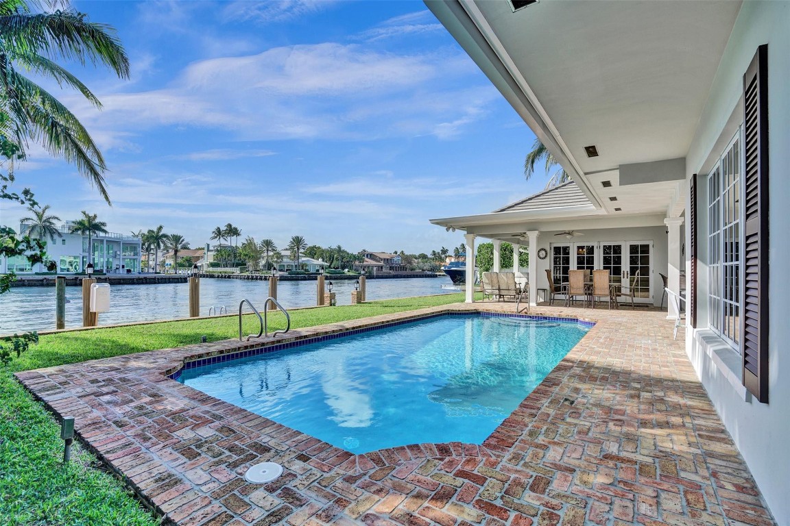 SEA RANCH LAKES - Residential