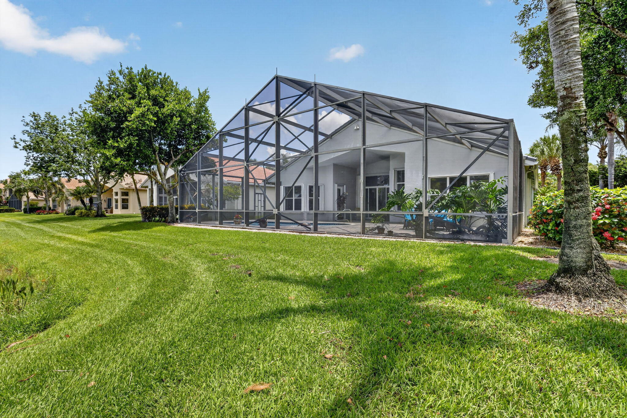 VALENCIA PALMS 2 - Residential