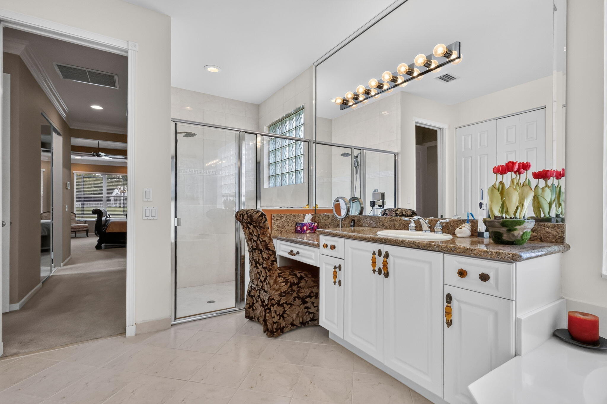 VALENCIA PALMS 2 - Residential
