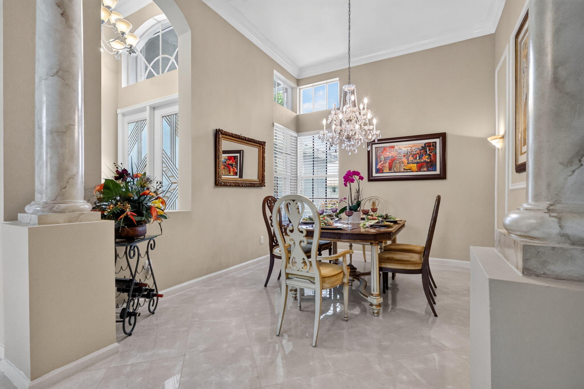 VALENCIA PALMS 2 - Residential