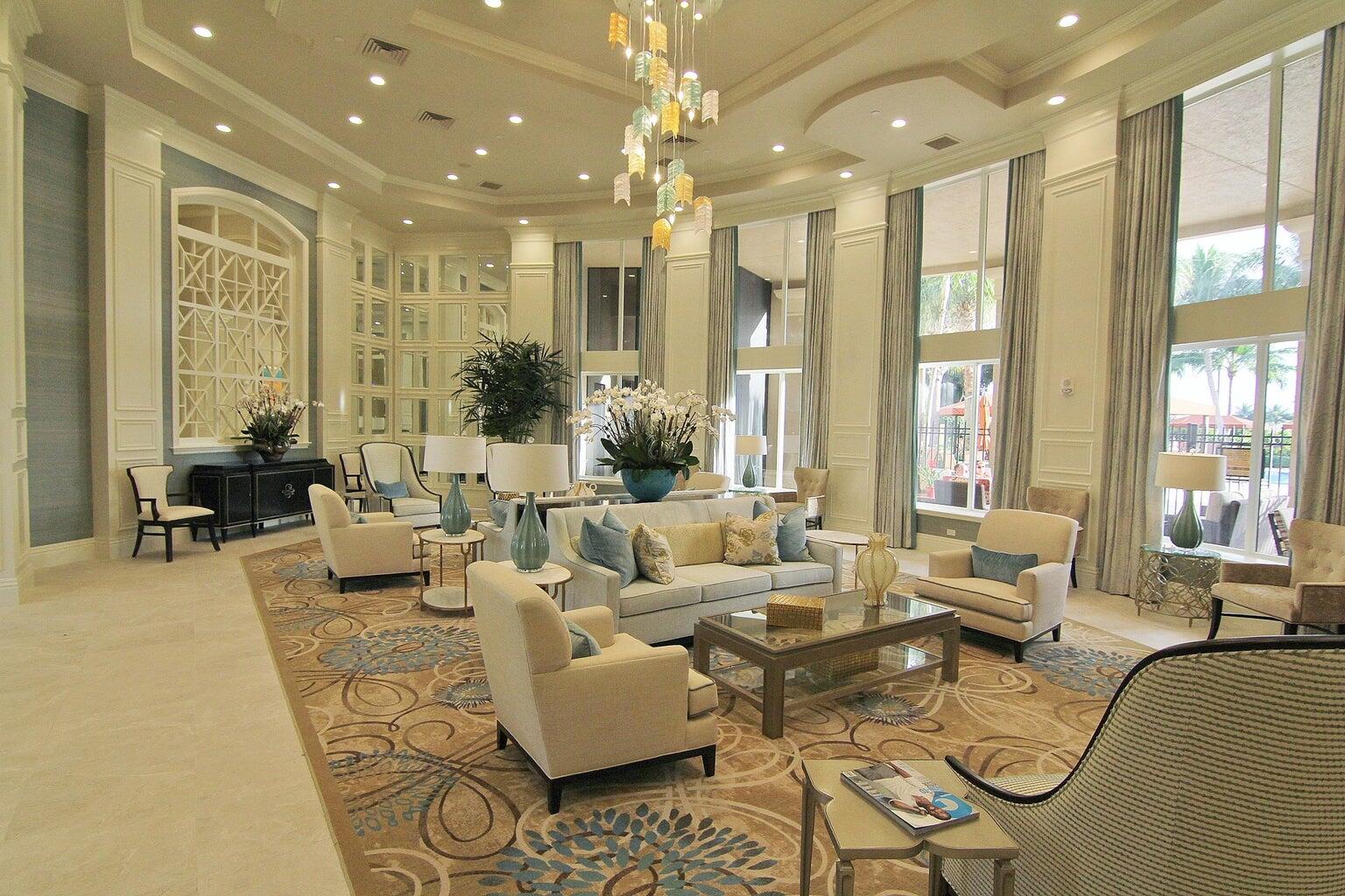 VALENCIA PALMS 2 - Residential