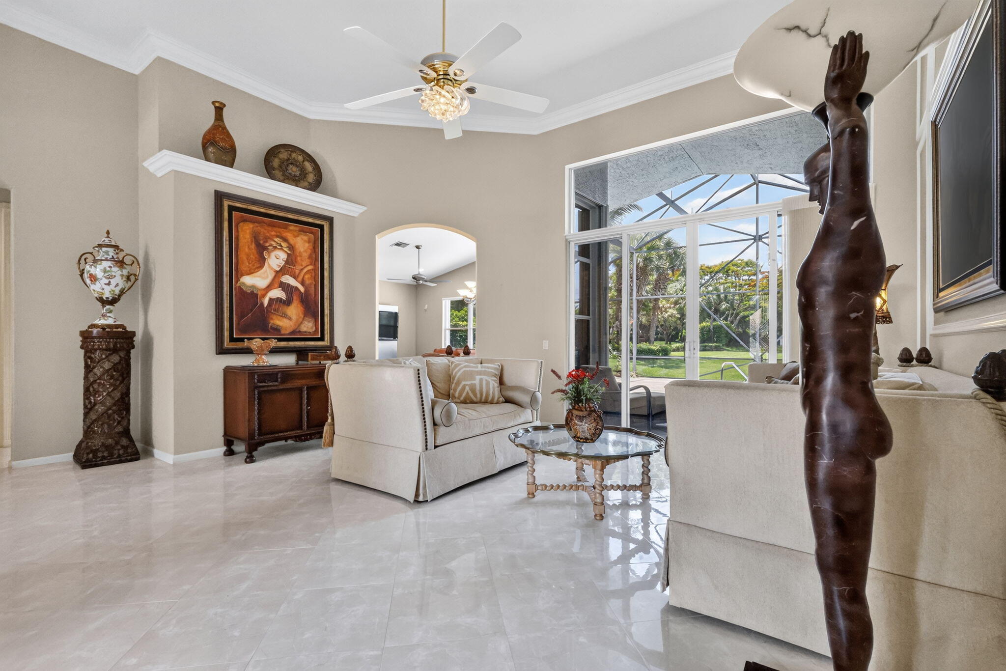 VALENCIA PALMS 2 - Residential