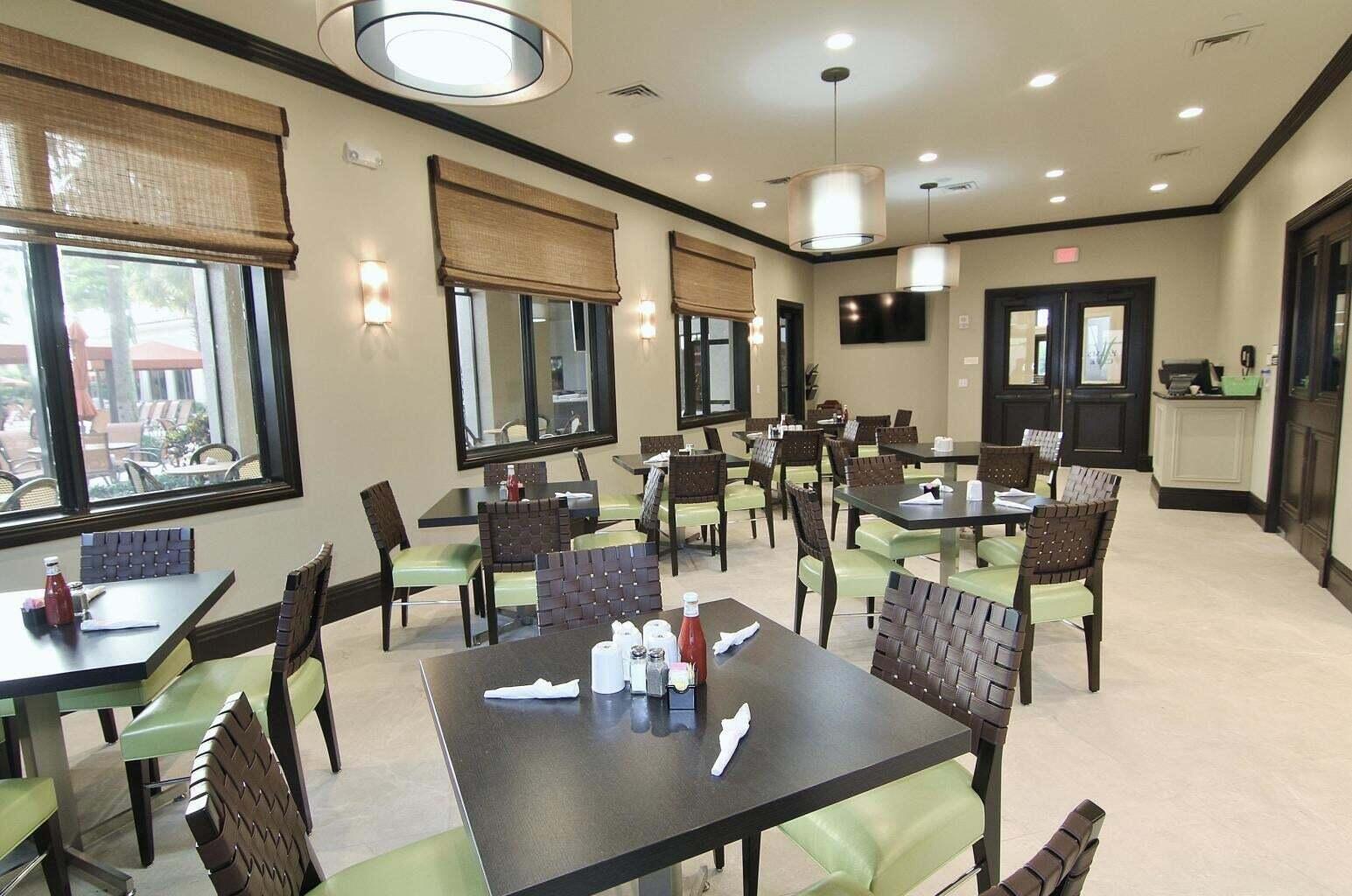 VALENCIA PALMS 2 - Residential
