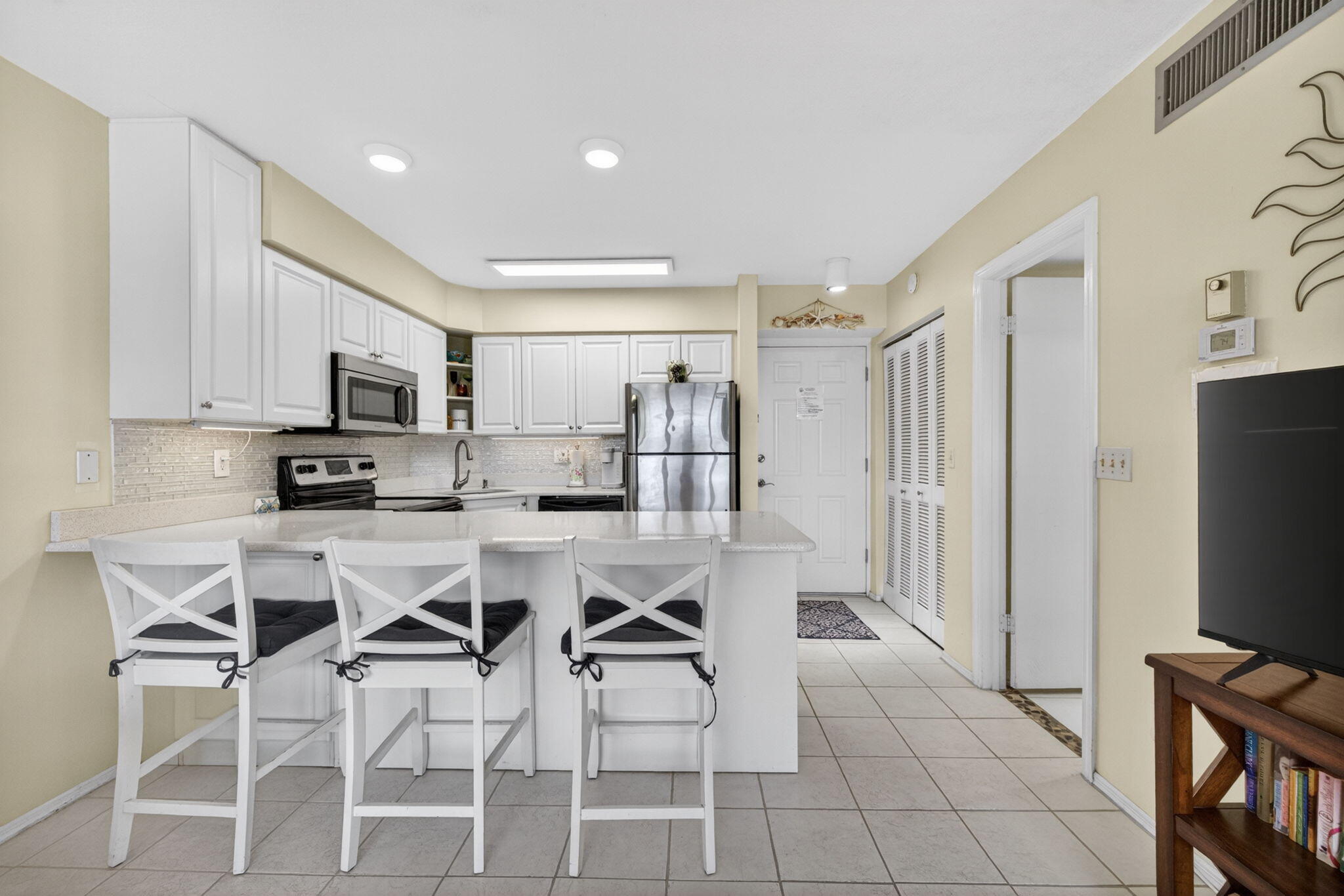 OCEAN VILLAGE - Residential