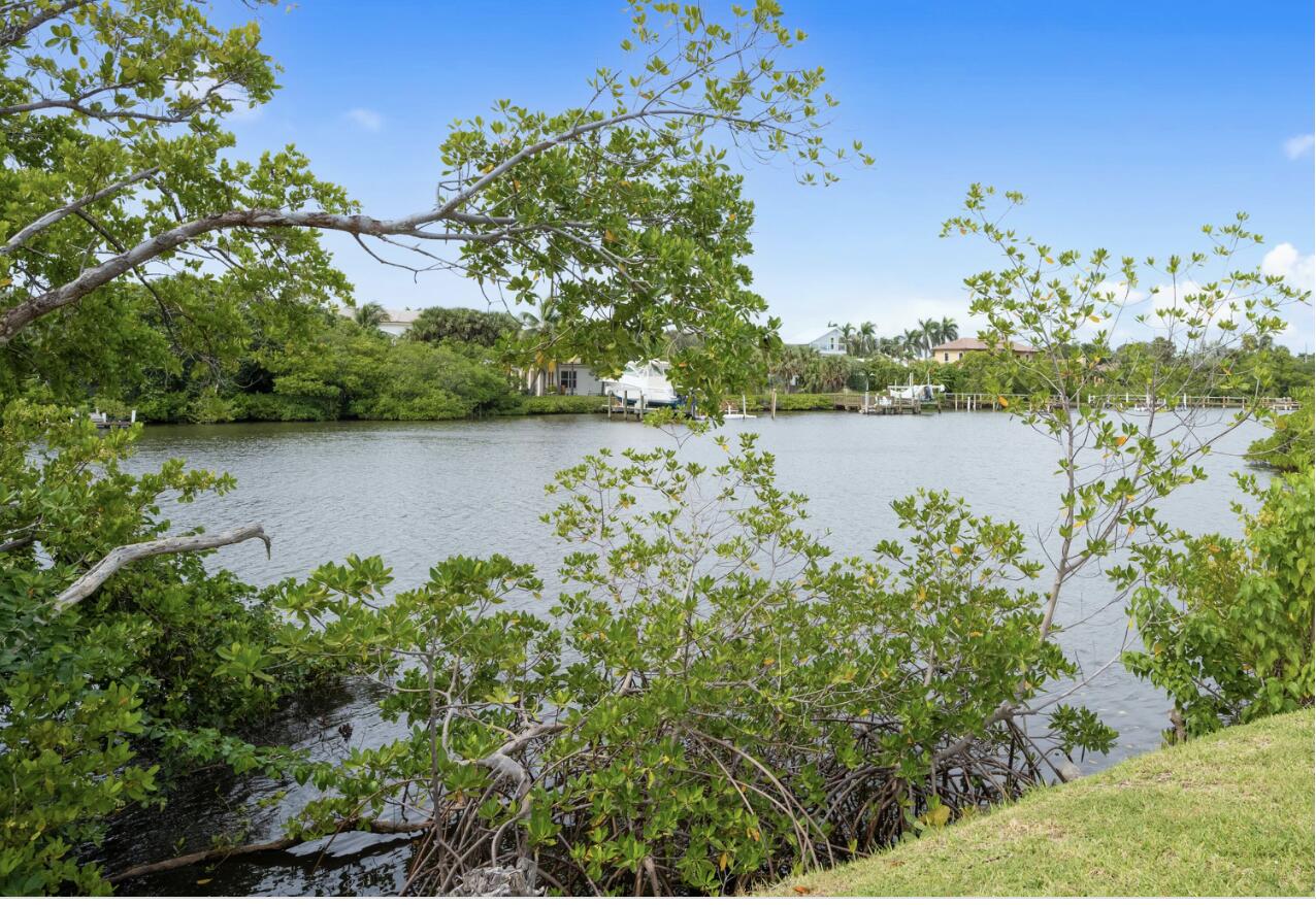 SOUTH PALM BEACH VILLAS CONDO - Residential
