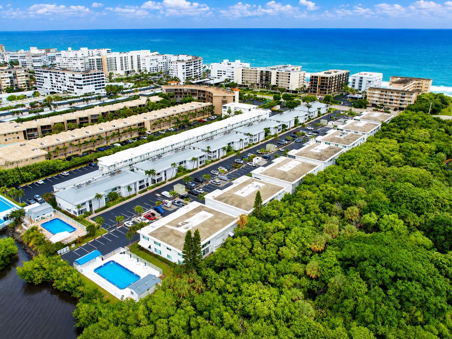 SOUTH PALM BEACH VILLAS CONDO - Residential