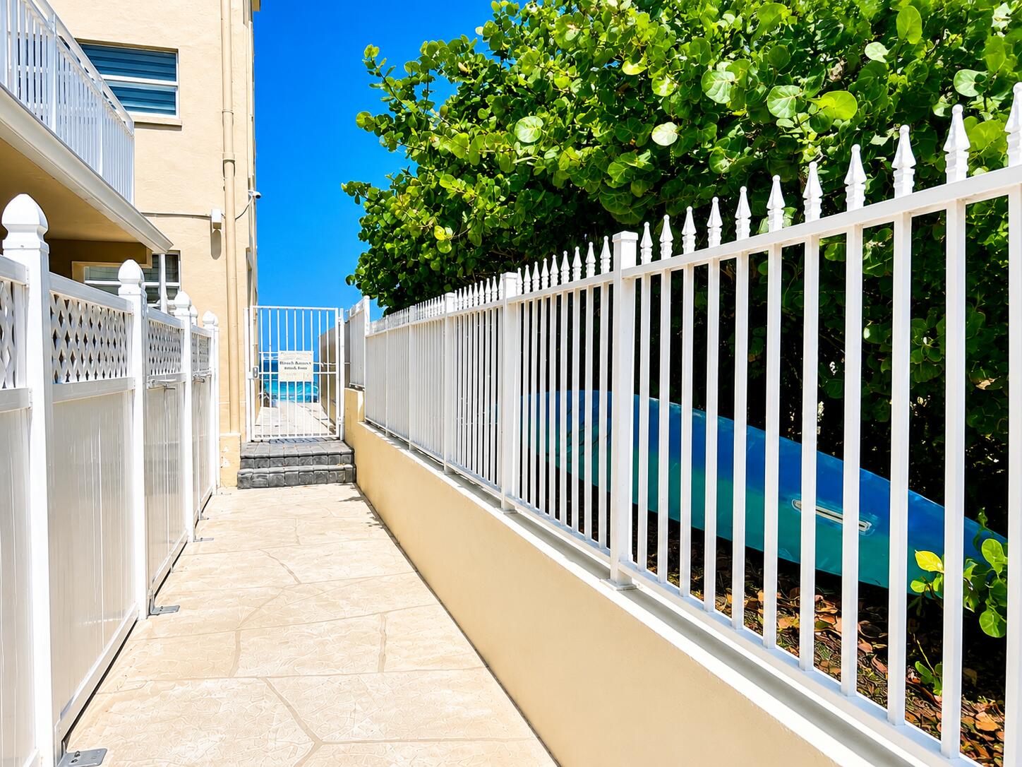 SOUTH PALM BEACH VILLAS CONDO - Residential