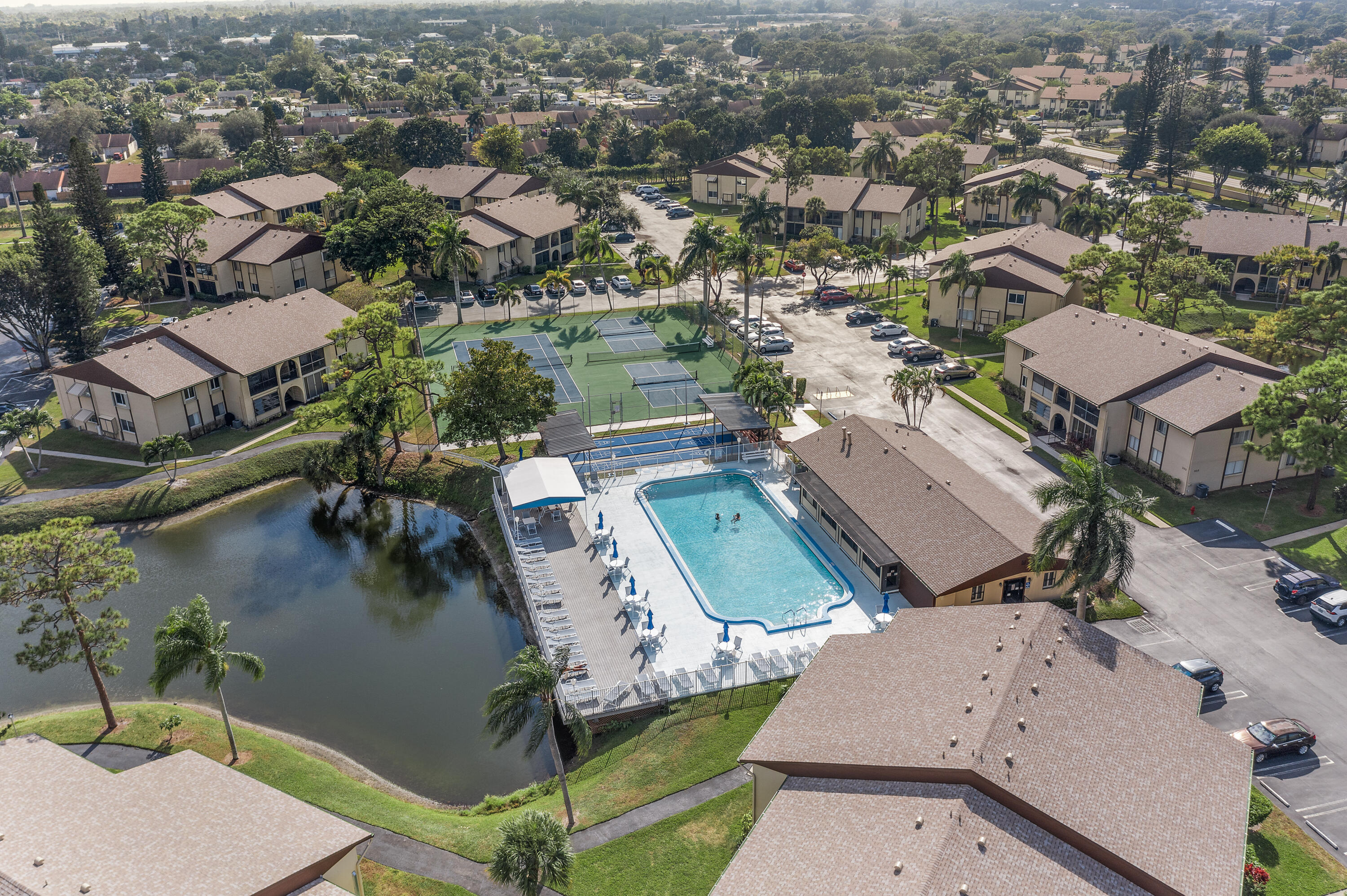 PINE RIDGE III CONDO - Residential