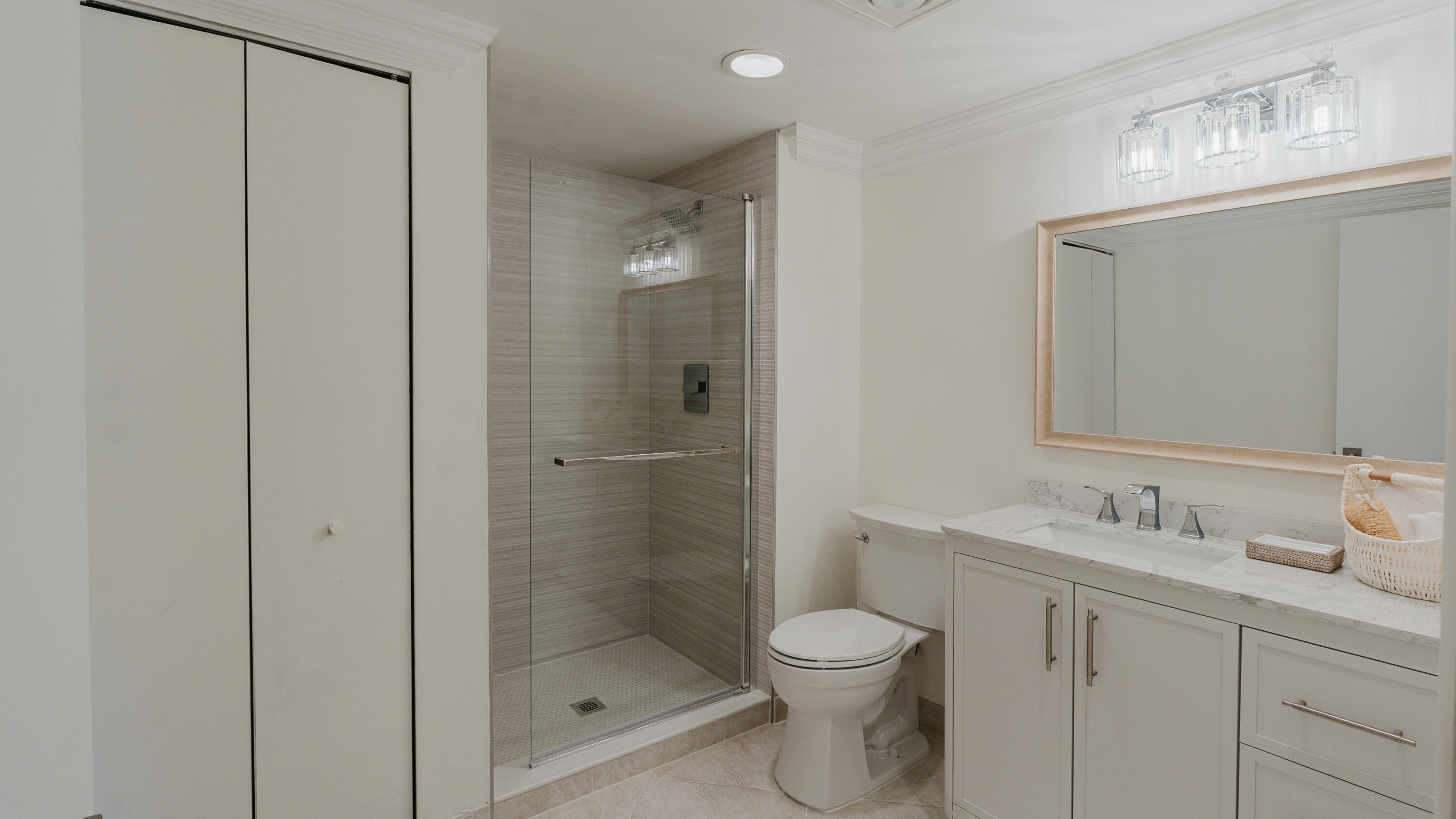 PINES OF BOCA LAGO CONDO - Residential