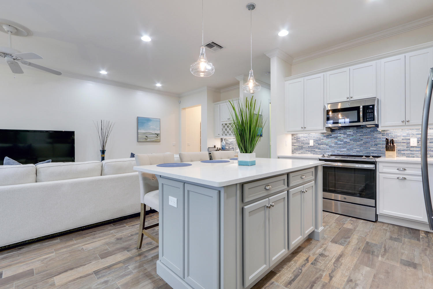 OCEAN BREEZE TOWNHOMES AT JUNO BEACH - Residential Lease