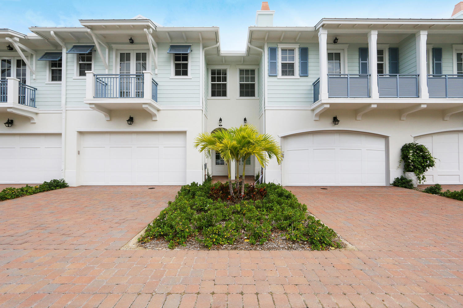 OCEAN BREEZE TOWNHOMES AT JUNO BEACH - Residential Lease