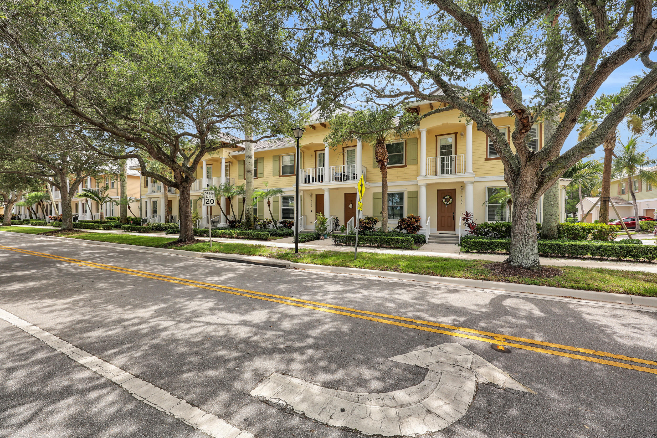 ABACOA TOWN CENTER 3 - Residential