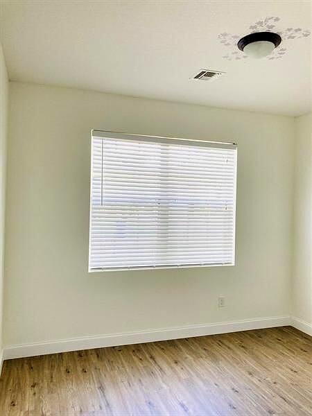 WELLINGTONS EDGE PAR 76 PH 2C - Residential Lease