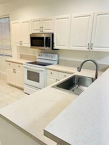 WELLINGTONS EDGE PAR 76 PH 2C - Residential Lease
