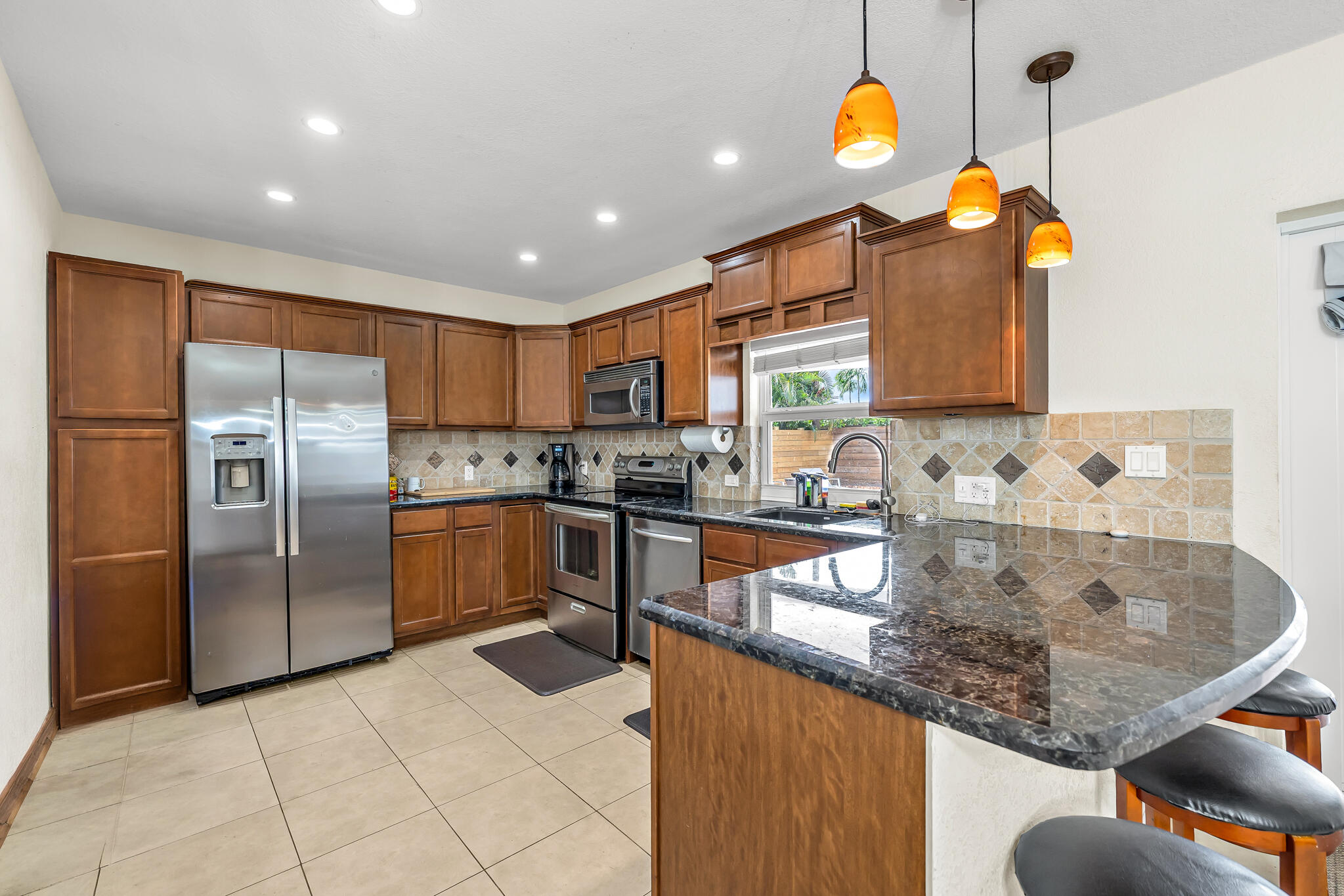 VENETIAN ISLES 3RD SEC - Residential