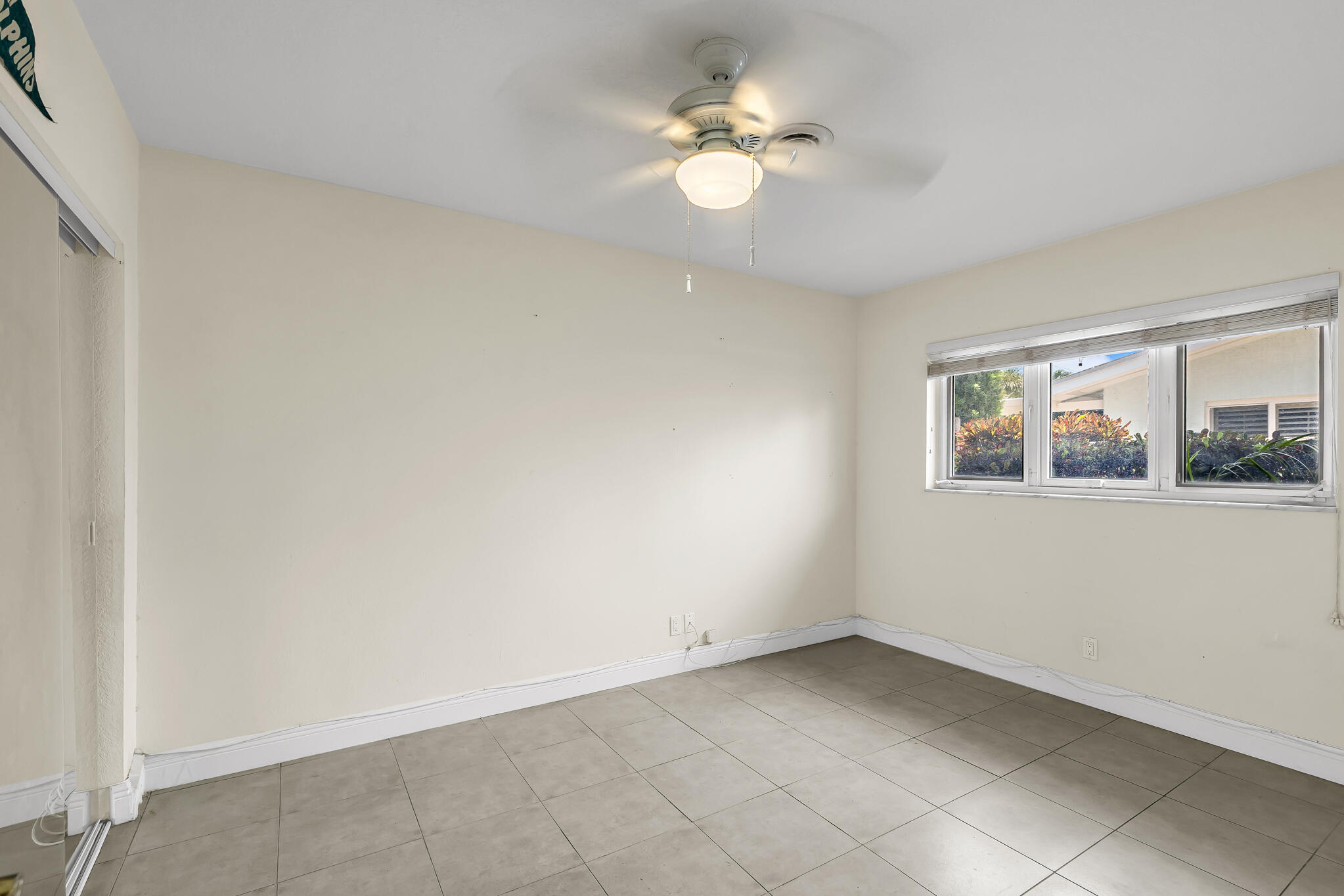 VENETIAN ISLES 3RD SEC - Residential
