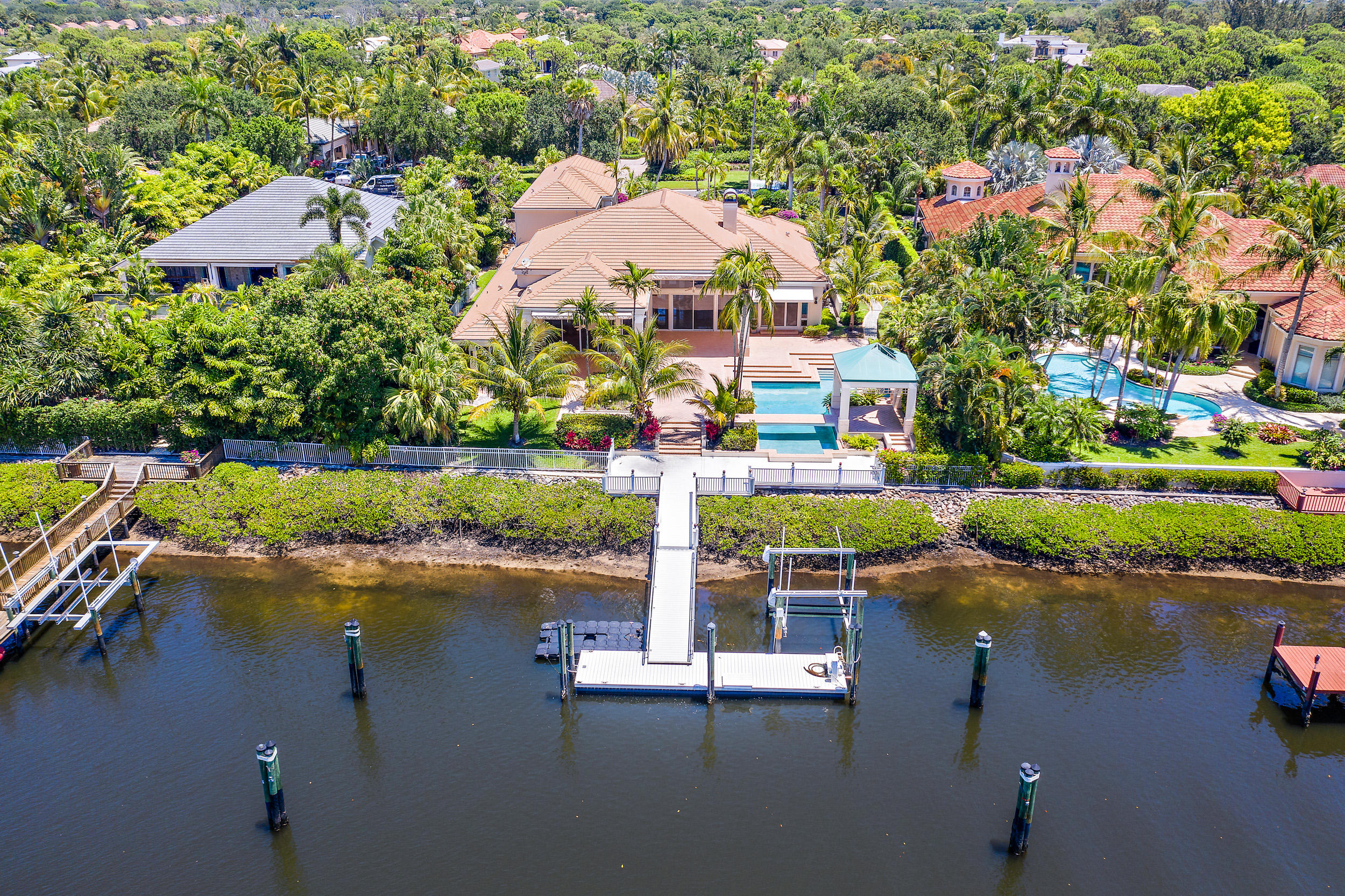 Admirals Cove - Residential
