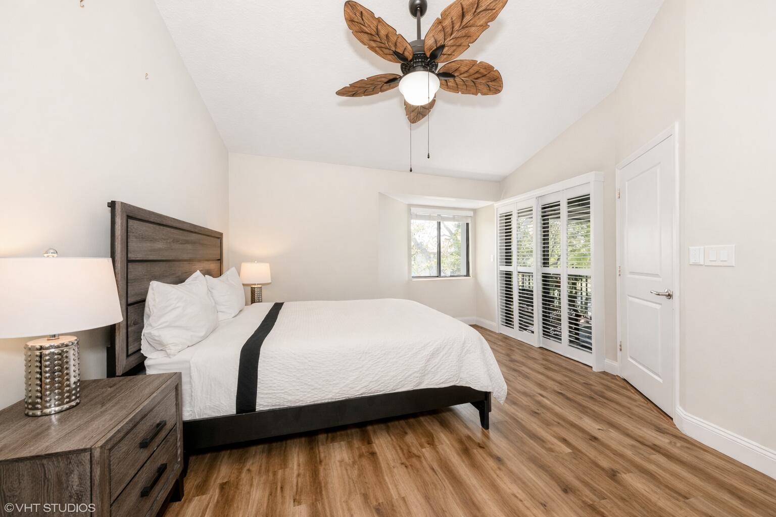HARBOUR POINTE AT RIVER BRIDGE CONDO - Residential