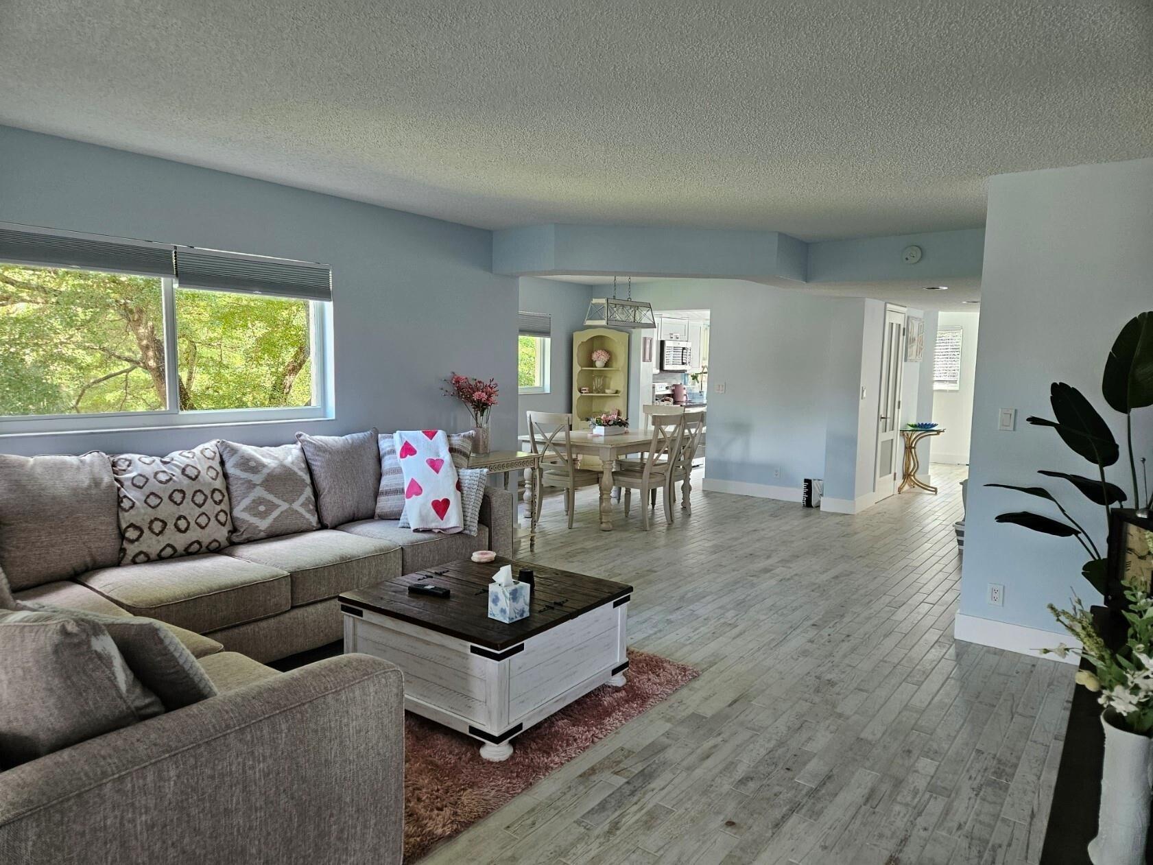 ANDROS VILLAGE E CONDO - Residential
