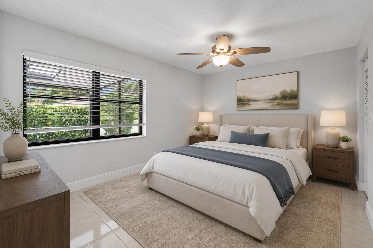 COUNTRY LAKE - Residential