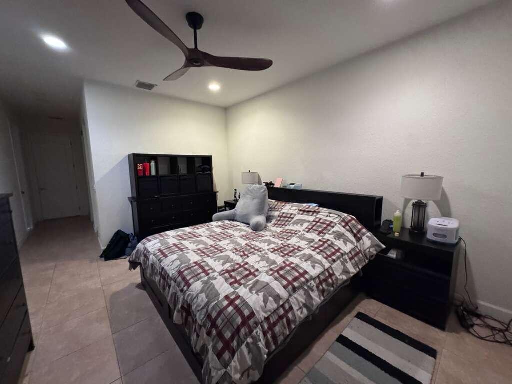 VENTURA GREENS AT EMERALD DUNES CONDO - Residential Lease