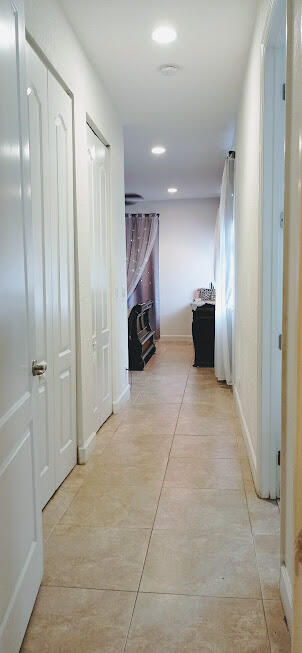 VENTURA GREENS AT EMERALD DUNES CONDO - Residential Lease