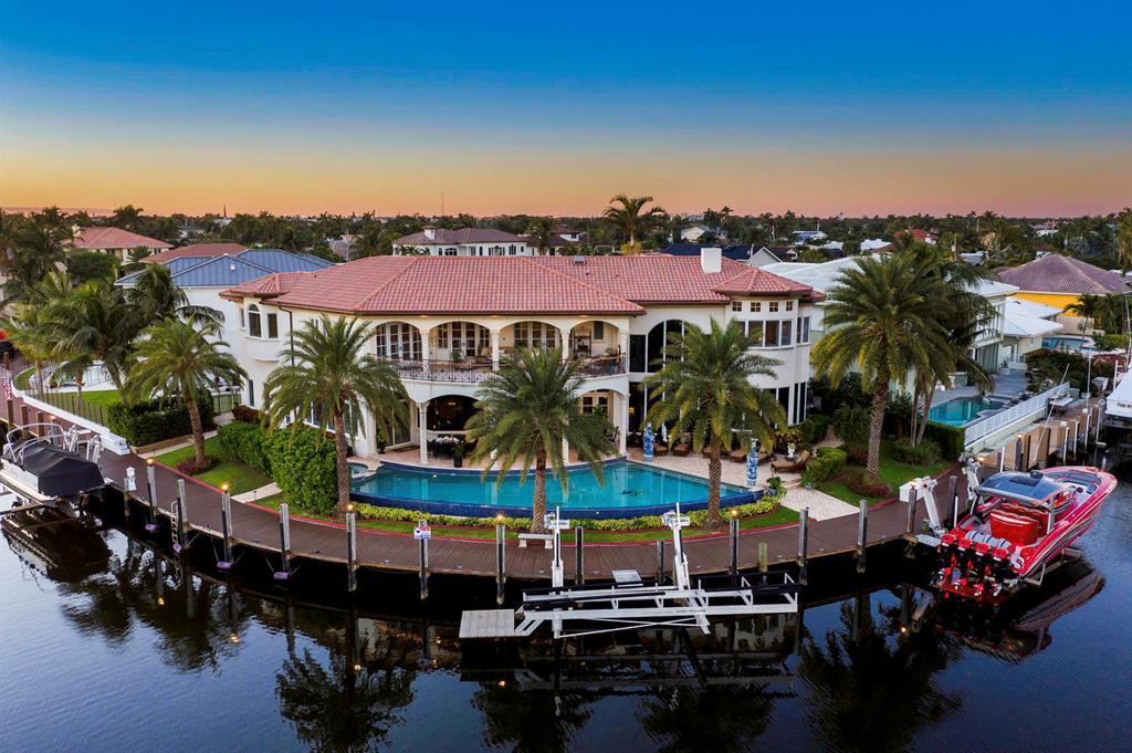 VENETIAN ISLES 1ST SEC - Residential