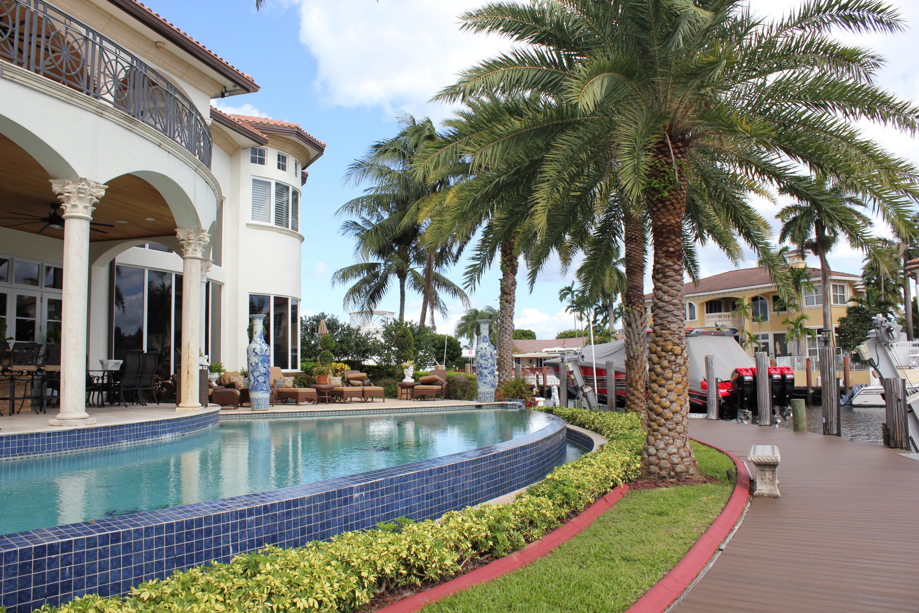 VENETIAN ISLES 1ST SEC - Residential