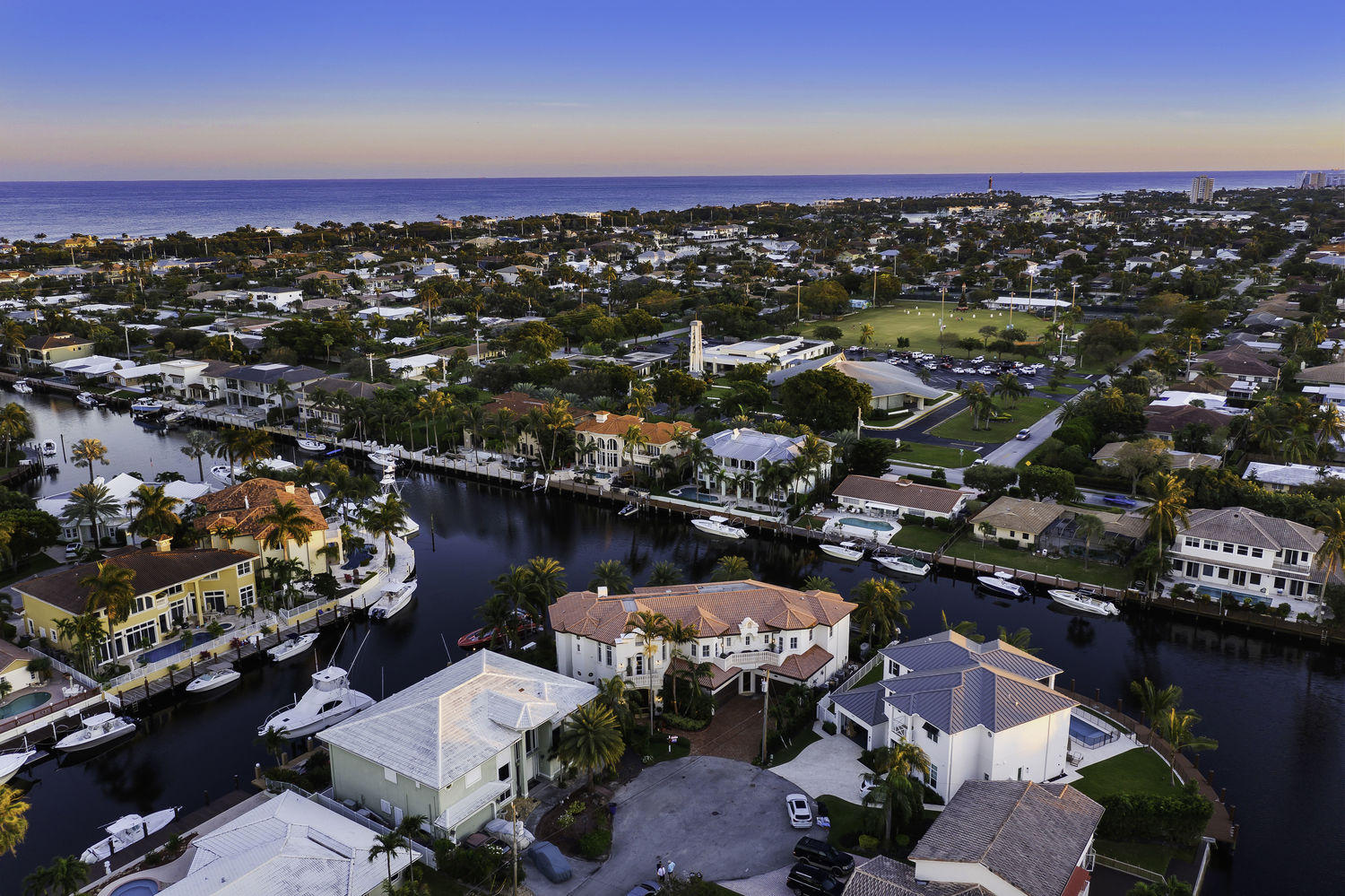 VENETIAN ISLES 1ST SEC - Residential