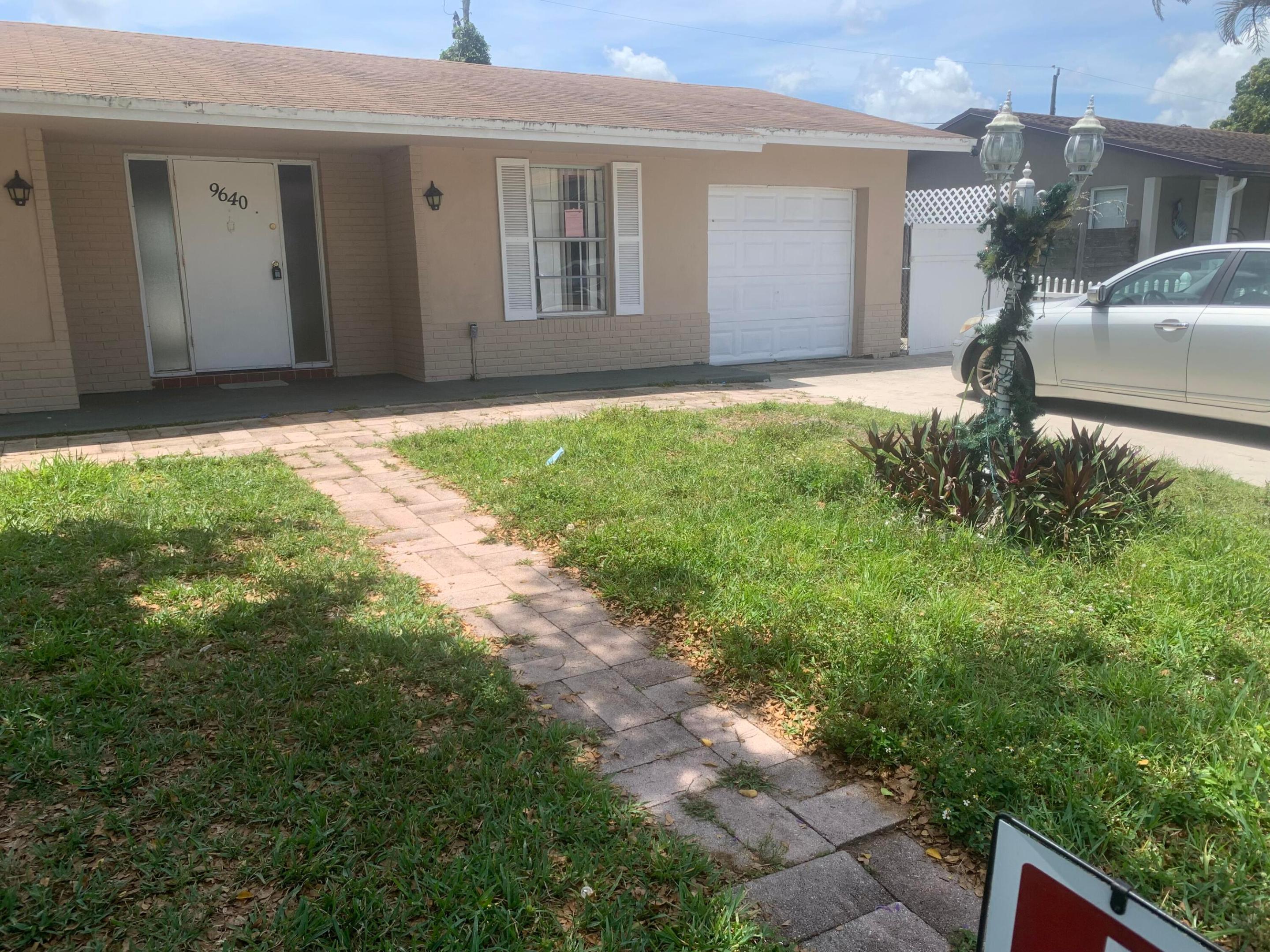 SANDALFOOT COVE SEC 4 - Residential