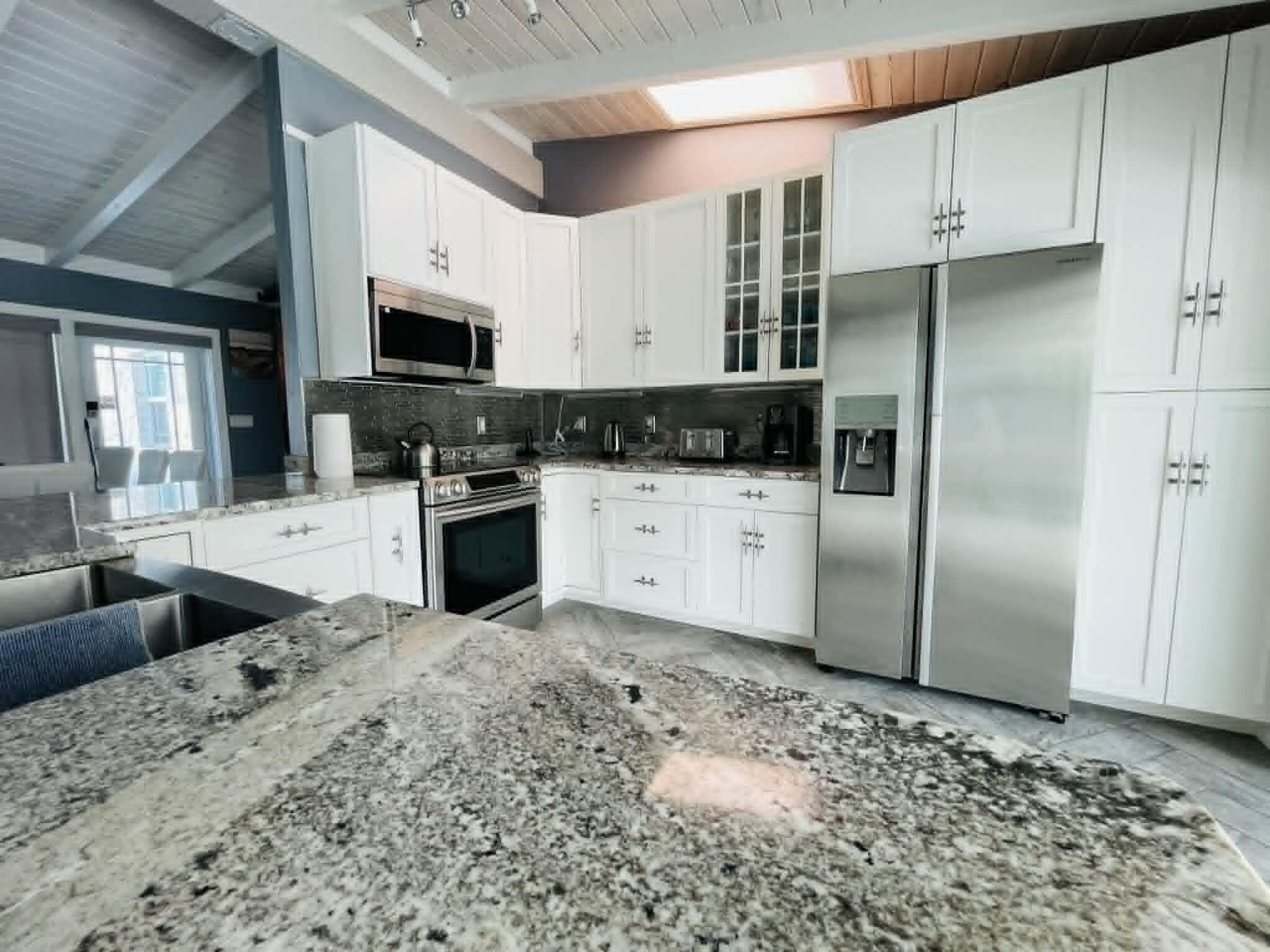 LAUDERDALE ISLES NO 2 - Residential Lease