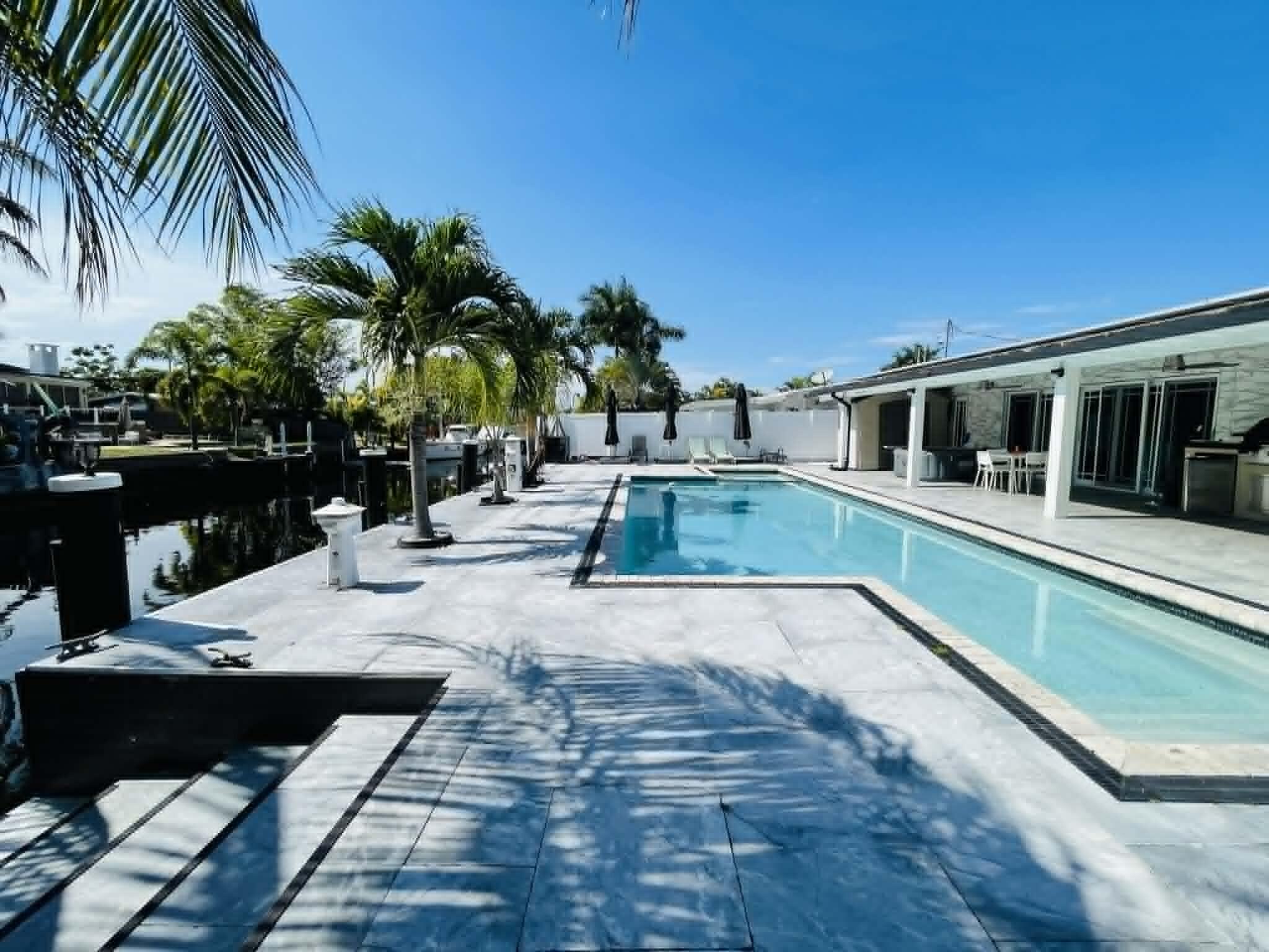 LAUDERDALE ISLES NO 2 - Residential Lease