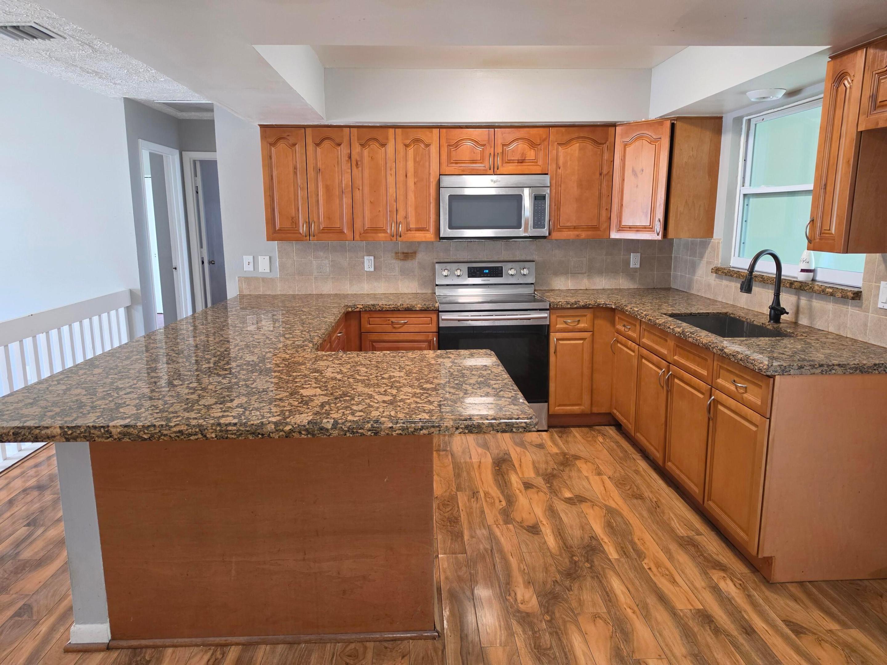 PORT ST LUCIE SECTION 9 - Residential